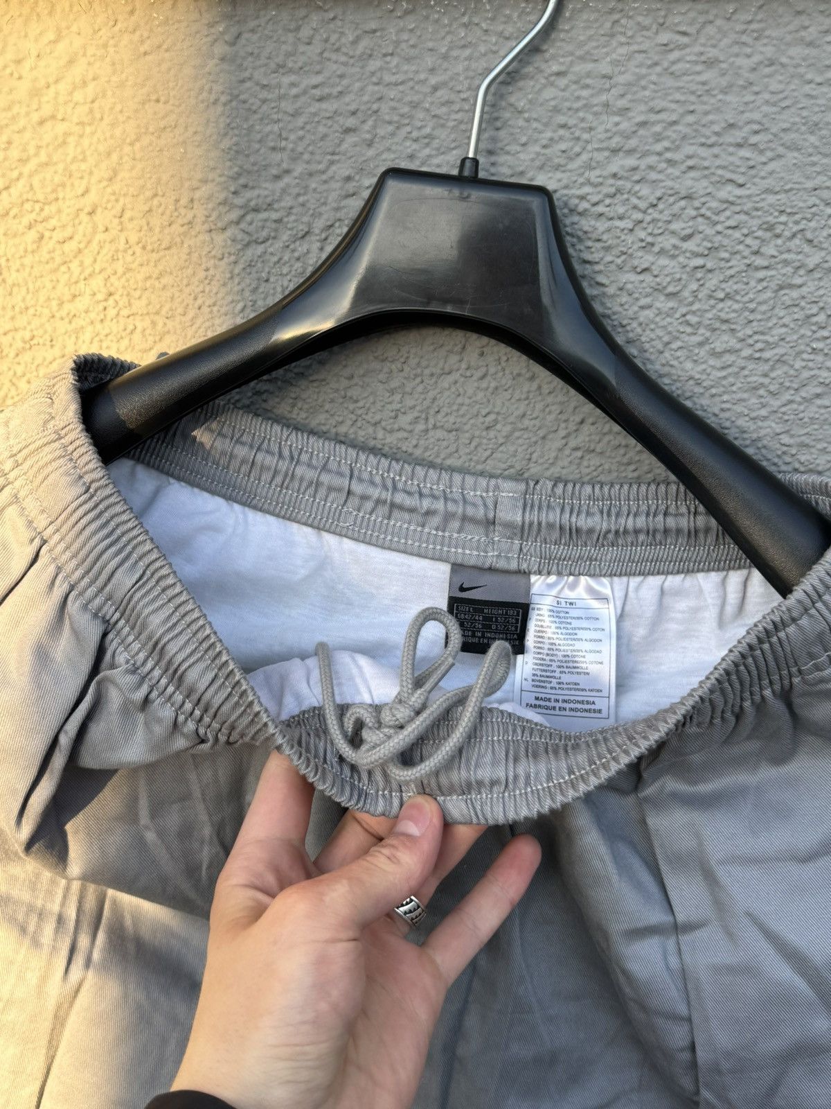 Nike × Vintage Vintage Nike Shorts Grey Size US 34 / EU 50 - 9 Thumbnail