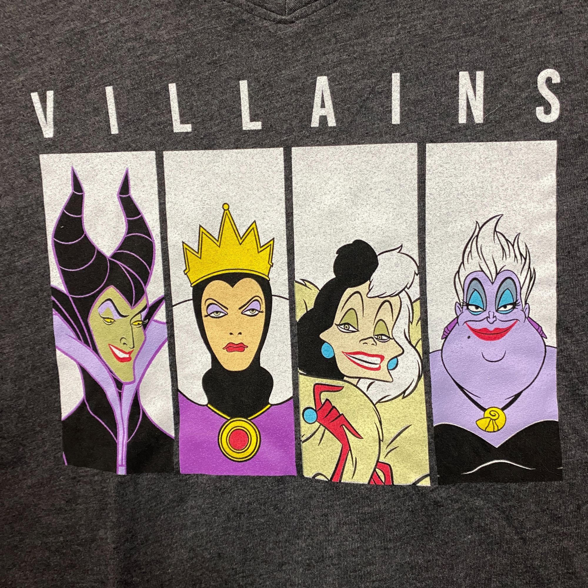 Disney Disney Women Villains Graphic Design T-Shirt M Size US M / EU 48-50 / 2 - 2 Thumbnail