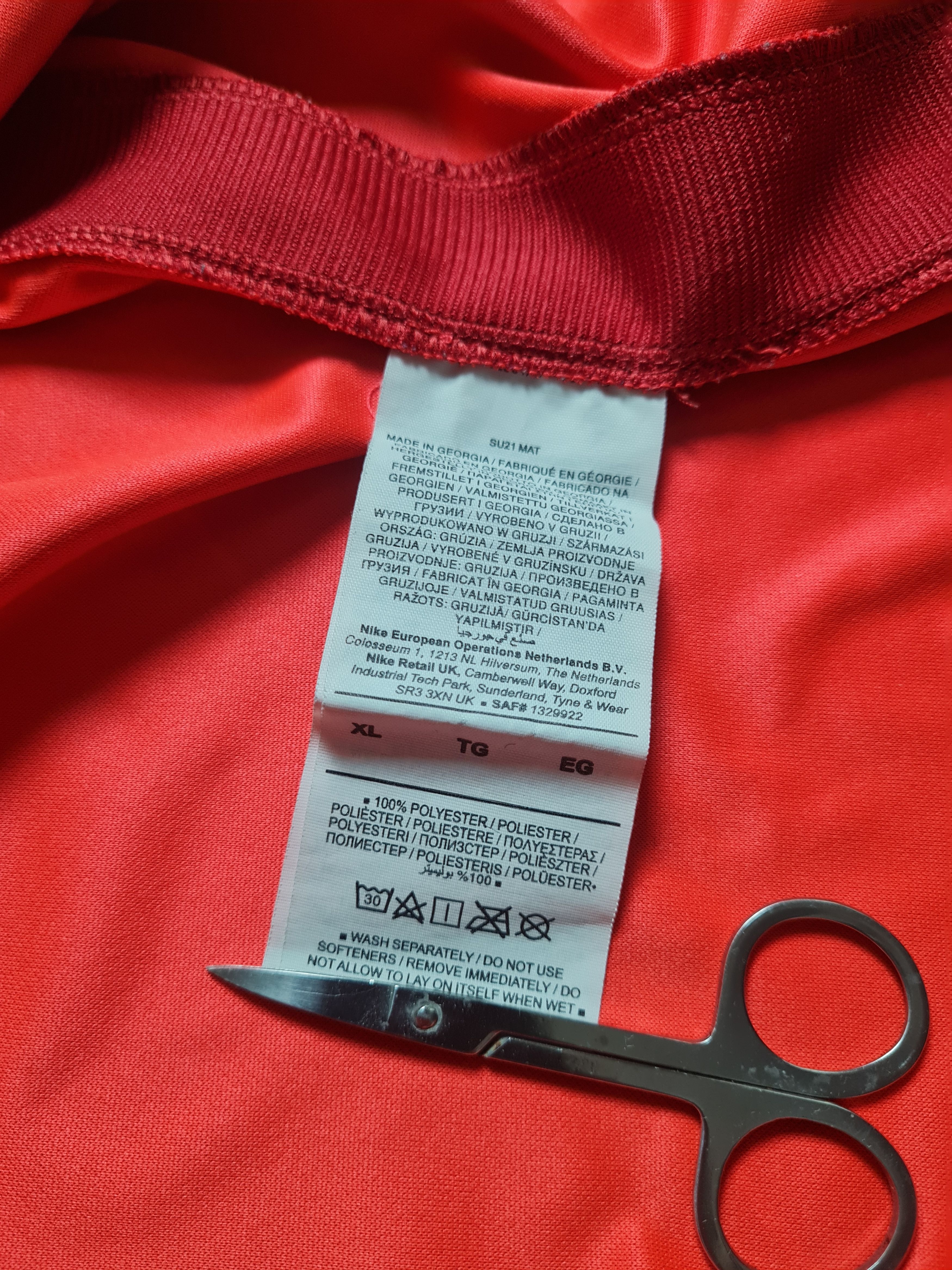 Nike SOCCER SHIRT NIKE LIVERPOOL FC HOME FOOTBALL JERSEY 2021/22 Size US XL / EU 56 / 4 - 15 Thumbnail