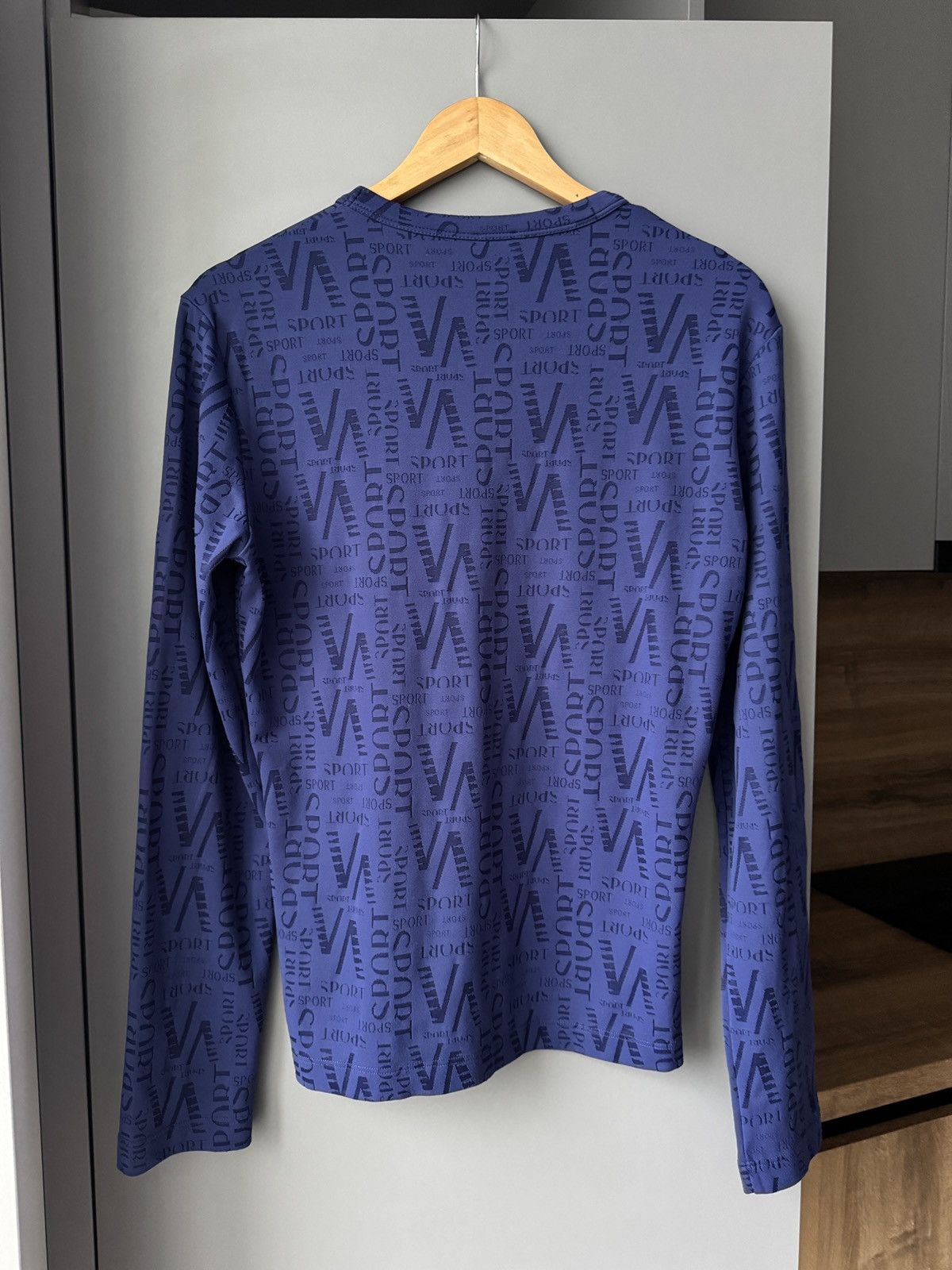 Versace × Vintage Vintage Versace Sport All Over Logo Printed Long-Sleeve Top Size US L / EU 52-54 / 3 - 6 Thumbnail