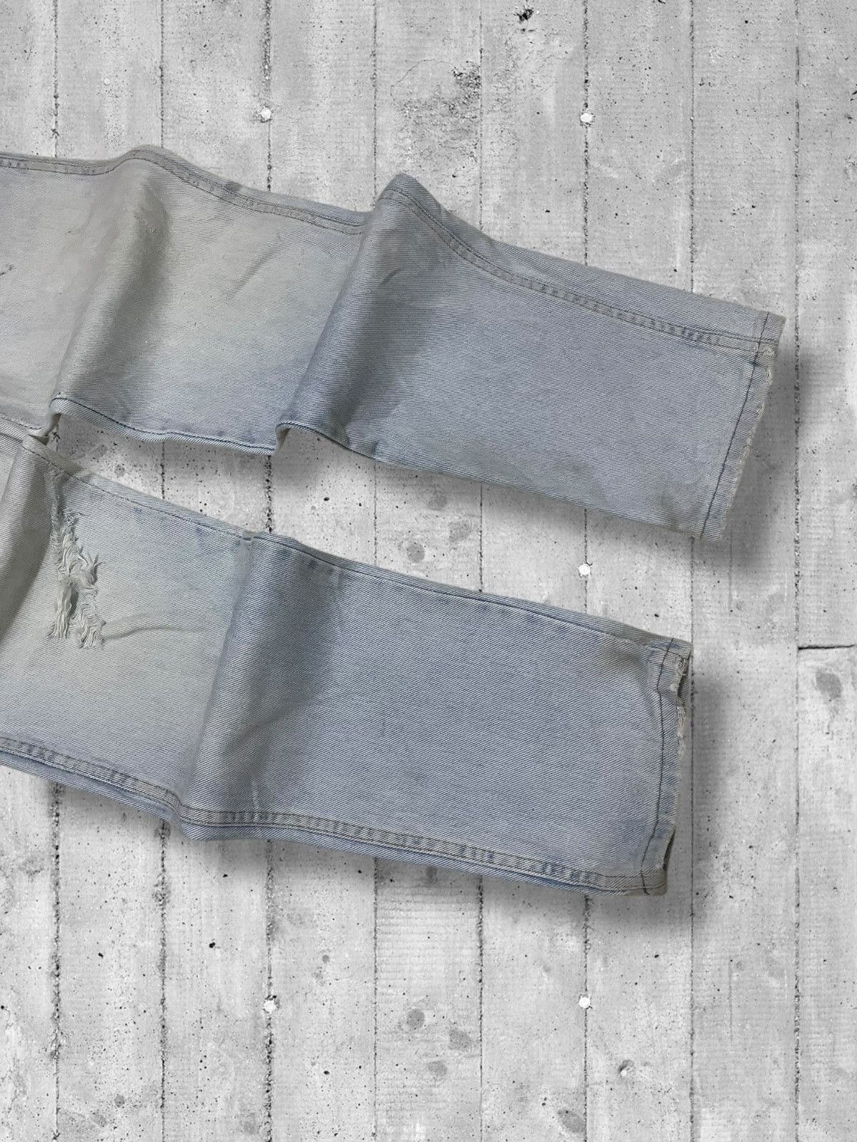 Designer × Vintage × Wrangler Vintage 1990s Designer Wrangler Blue Wash Distressed Denim Size US 30 / EU 46 - 5 Thumbnail