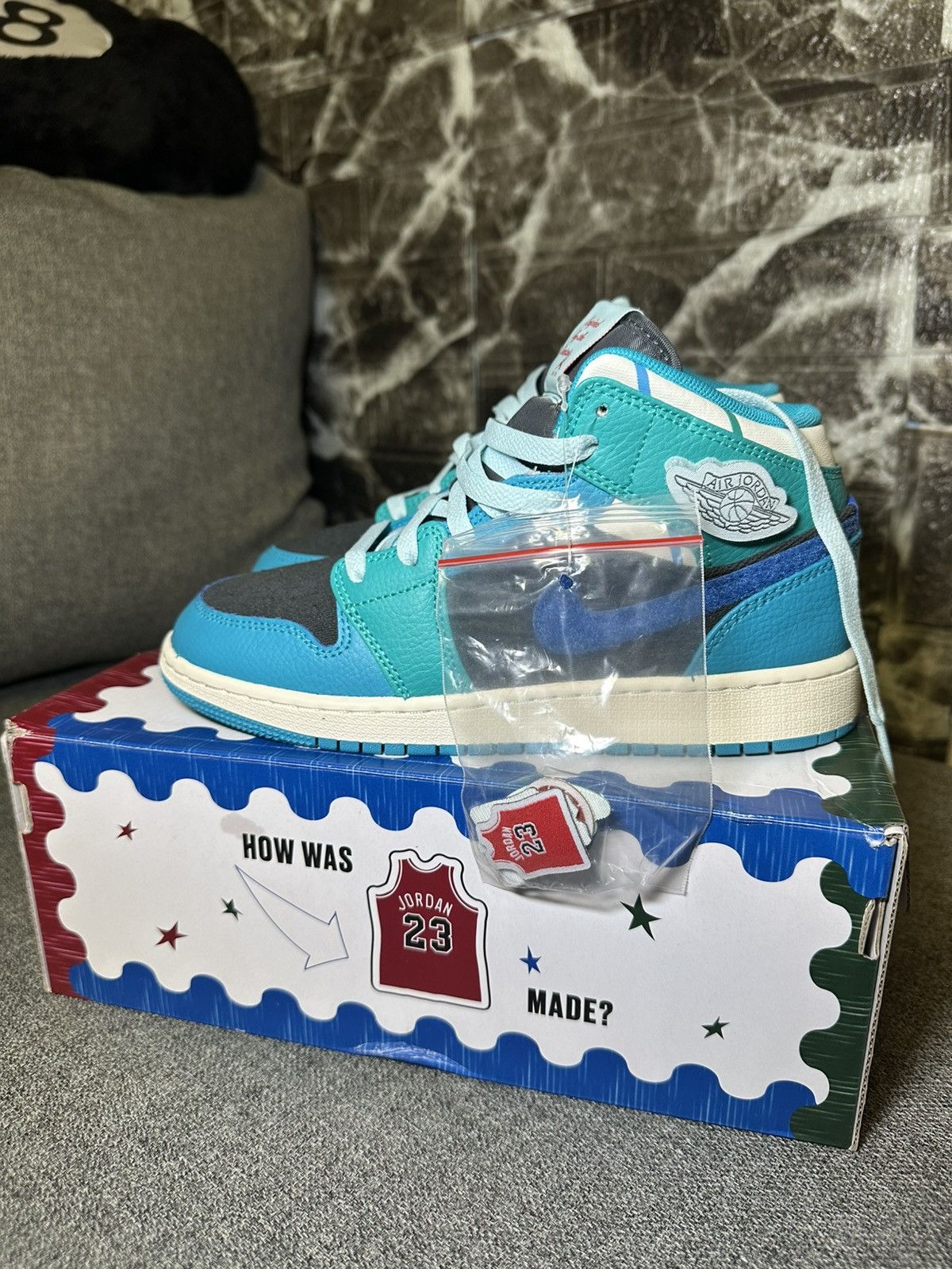 Jordan Brand × Nike Air Jordan 1 Mid SS (GS) Size US 7.5 / IT 37.5 - 7 Thumbnail