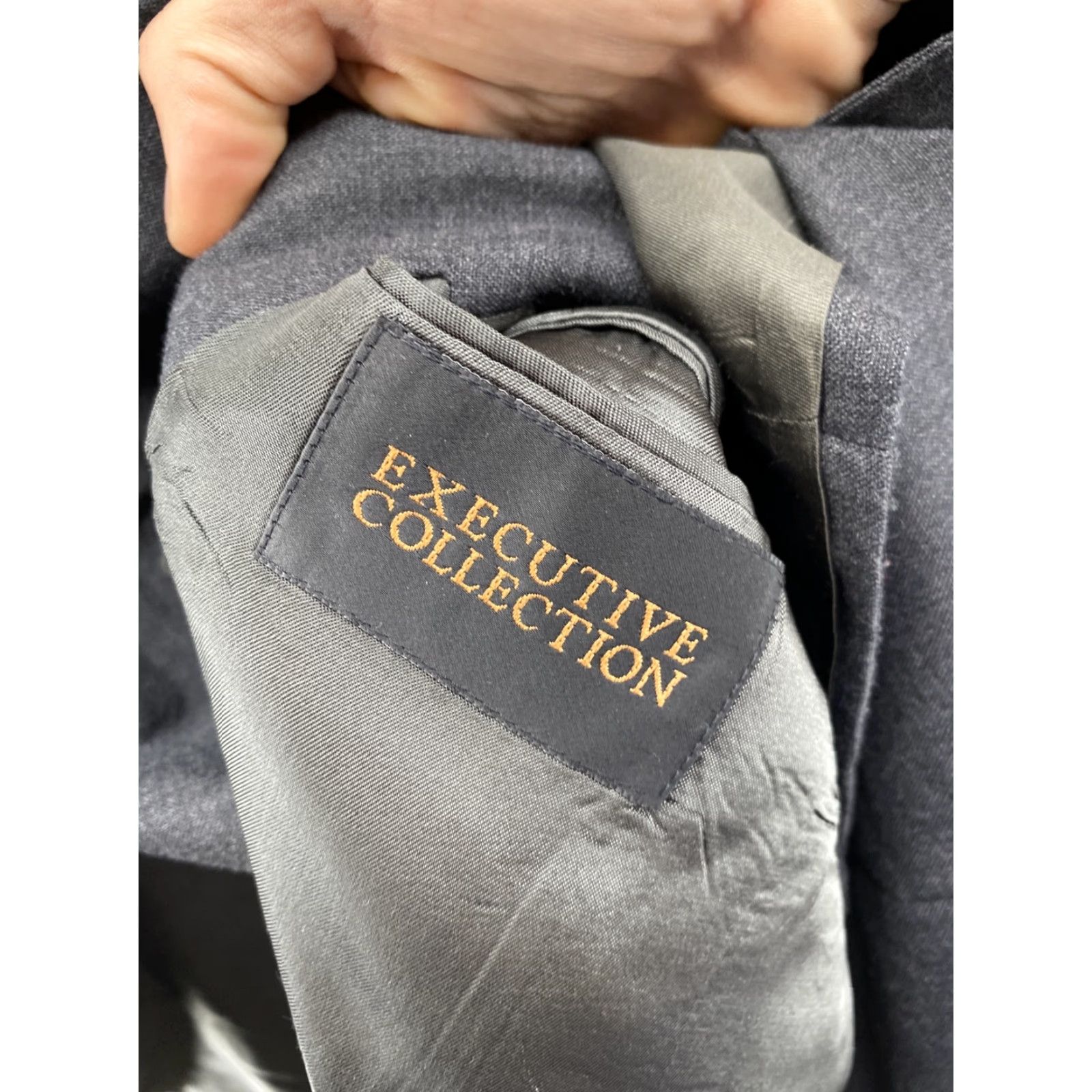 Vintage EXECUTIVE COLLECTION Men’s Black 2 Button Blazer Suit Jacket Size 48R Regular Jacket Coat Men Blazer Black 2 Button Suit Jacket 48R Size 48R - 3 Thumbnail