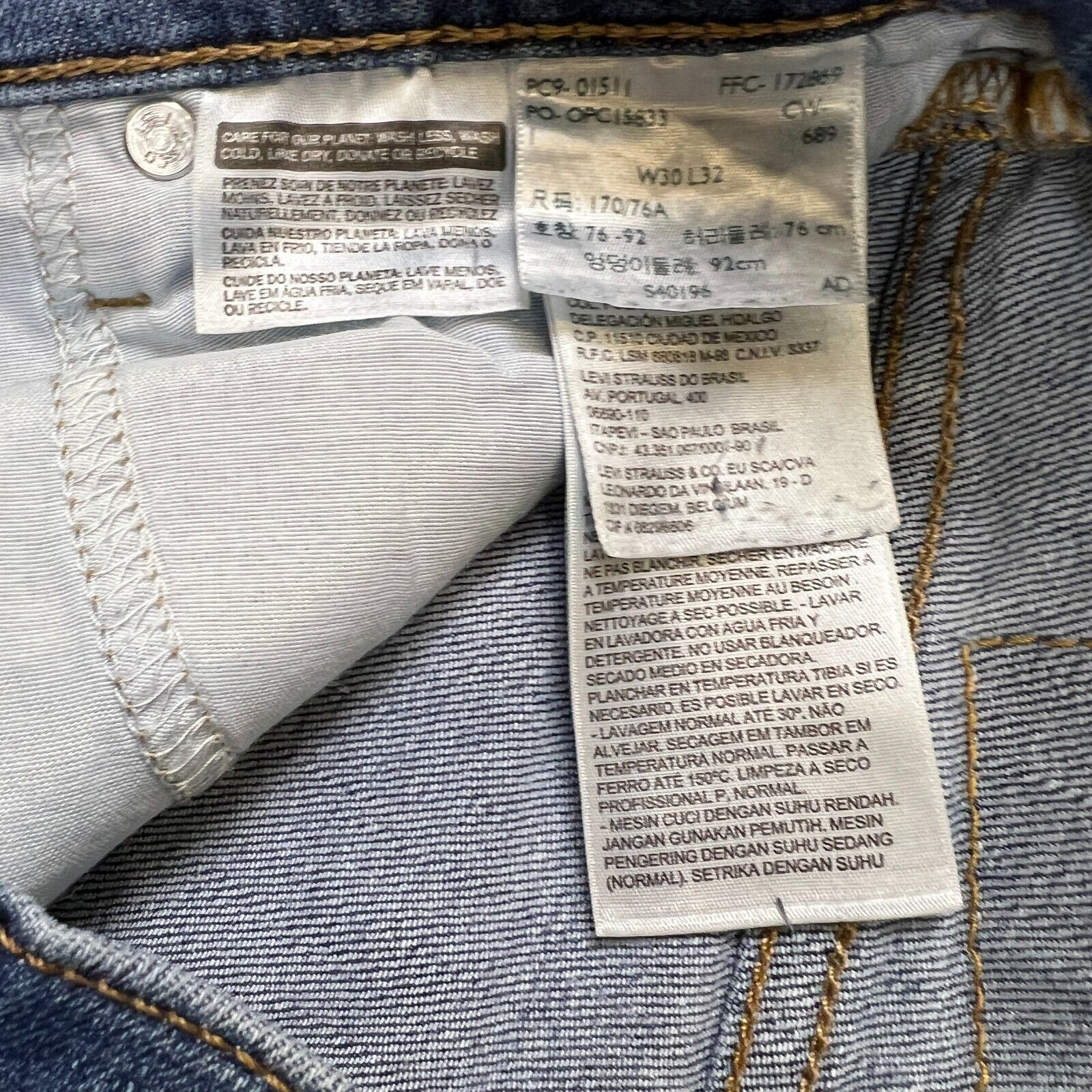 Levi's × Vintage Levi's 511 Jeans 30x32 Slim Fit Faded American Denim Pants Size US 30 / EU 46 - 8 Thumbnail