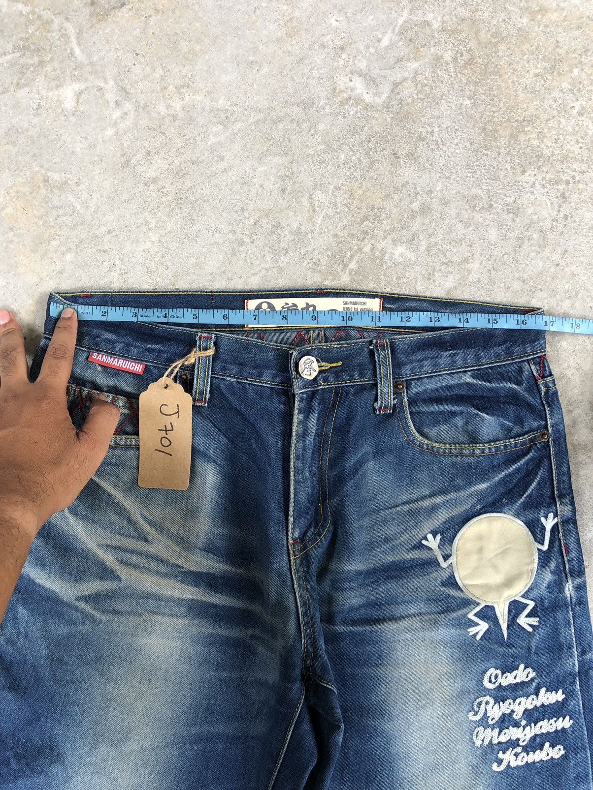 Japanese Brand Japanese Sanmaruichi Daicock Embroidered Jeans Distressed Size US 33 - 16 Thumbnail