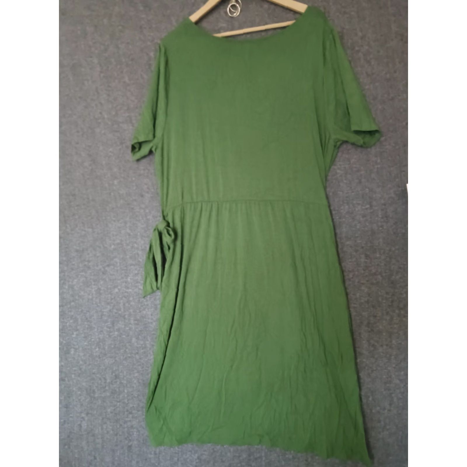 Vintage Ava & Viv Olive Green Stretch Sarong Faux Wrap Style Dress 2X Womens Dress Olive Green Stretch Sarong Faux Wrap Style Dress 2X Ava & Viv Size XXL / US 16-18 / IT 52-54 - 2 Thumbnail