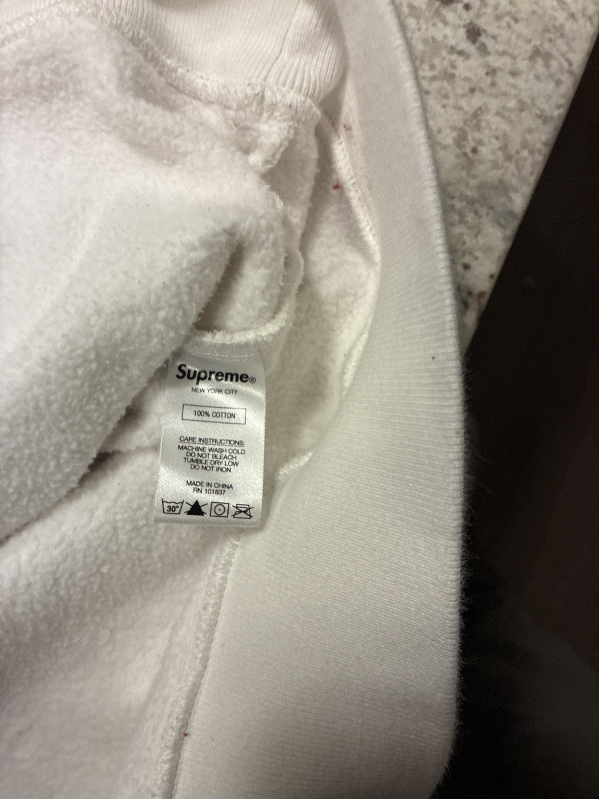Supreme White supreme hoodie Size US M / EU 48-50 / 2 - 5 Thumbnail