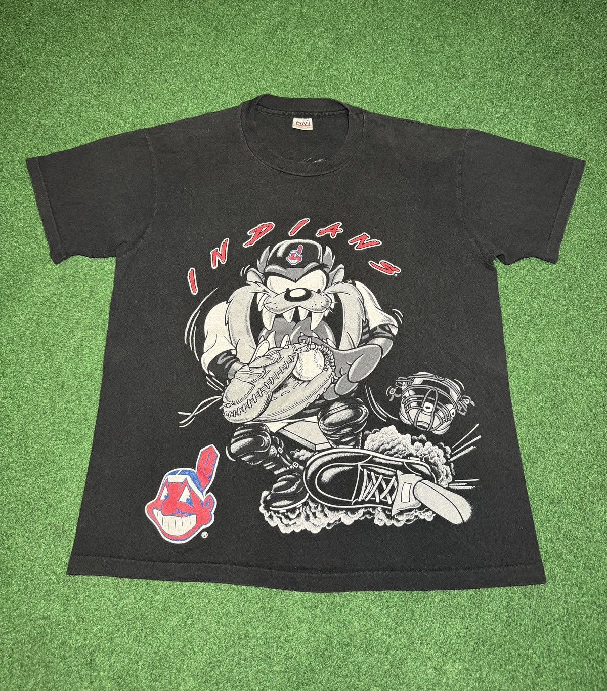 Vintage 90s Cleveland Indians Taz AOP RARE Baseball Cartoon T Shirt Size US XL / EU 56 / 4 - 1 Thumbnail