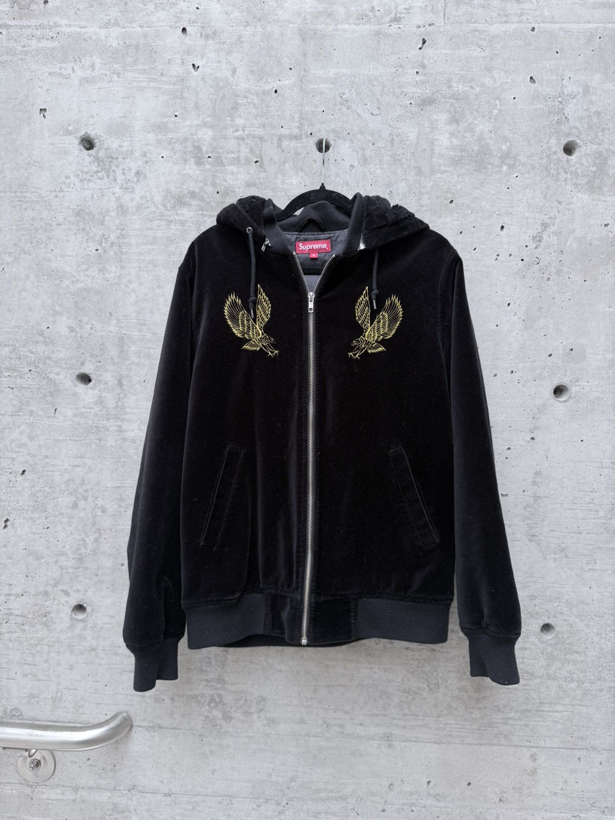 Supreme FW14 Supreme Eagle Velvet Hooded Bomber Size US M / EU 48-50 / 2 - 1 Thumbnail