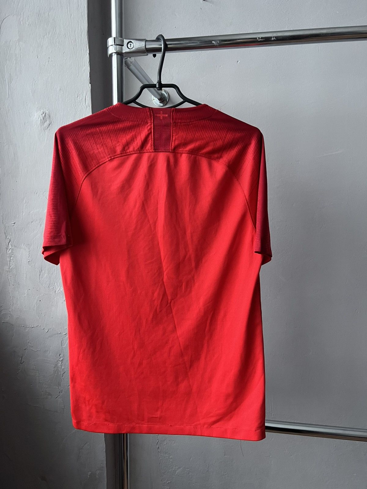 Nike 2018/19 ENGLAND TEAM AWAY SOCCER JERSEY FOOTBALL SHIRT SZ S Size US S / EU 44-46 / 1 - 13 Thumbnail