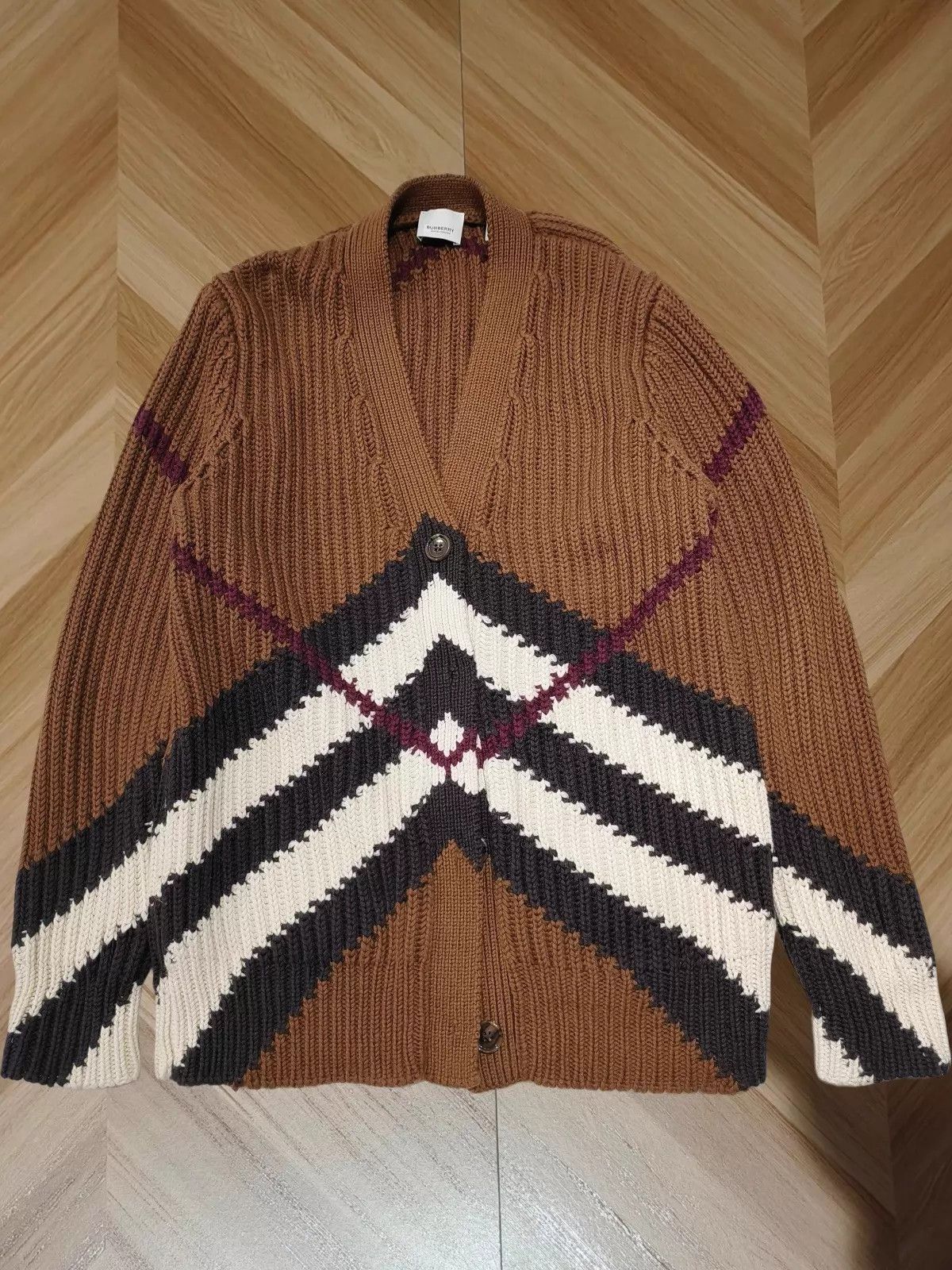 Burberry Multi-Color Patterned V-Neck Cardigan Size US M / EU 48-50 / 2 - 1 Thumbnail