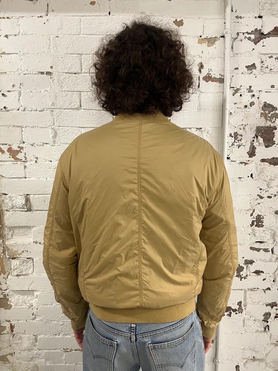 Armani 1990s Armani Réversible Beige & Navy Nylon Bomber Jacket Size US S / EU 44-46 / 1 - 5 Thumbnail