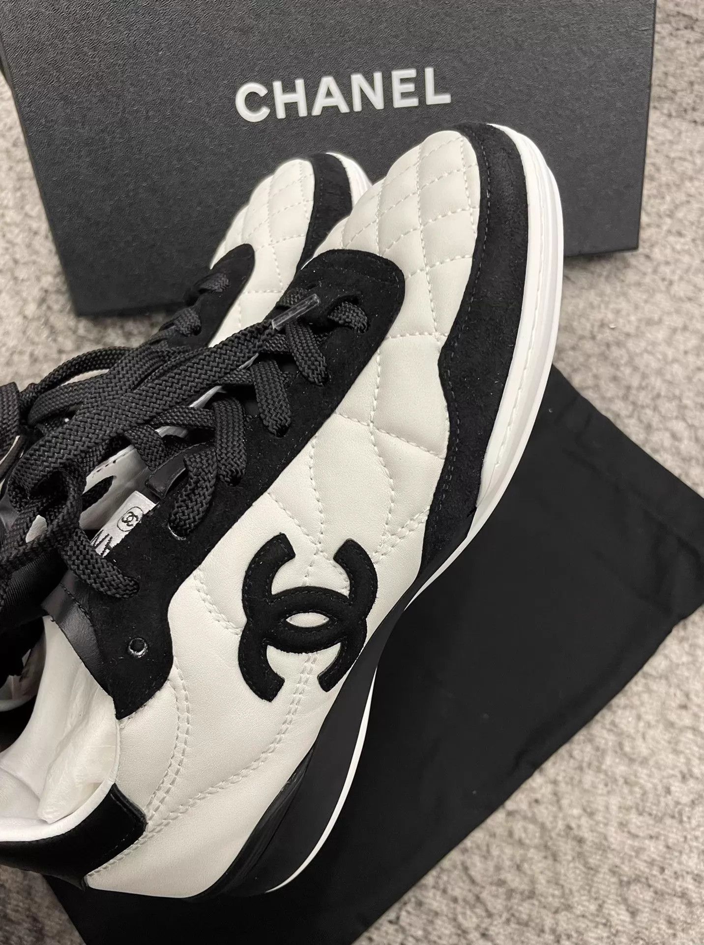 Chanel CHANEL Lambskin Panda Deauville Sneaker Black White EU36 Size US 5.5 / IT 35.5 - 6 Thumbnail
