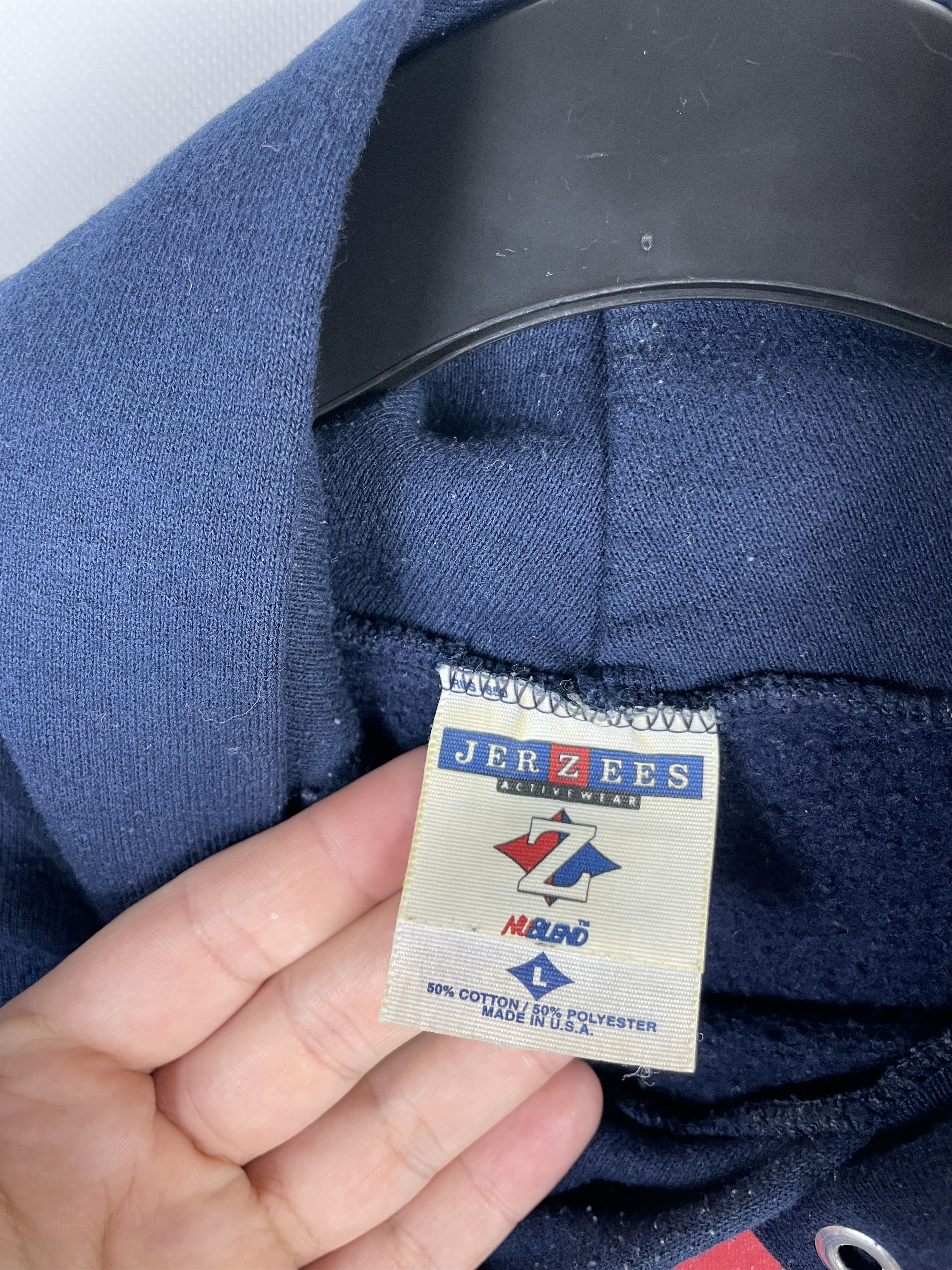 Vintage Vintage Blank Hoodie Made in USA Size US L / EU 52-54 / 3 - 5 Thumbnail