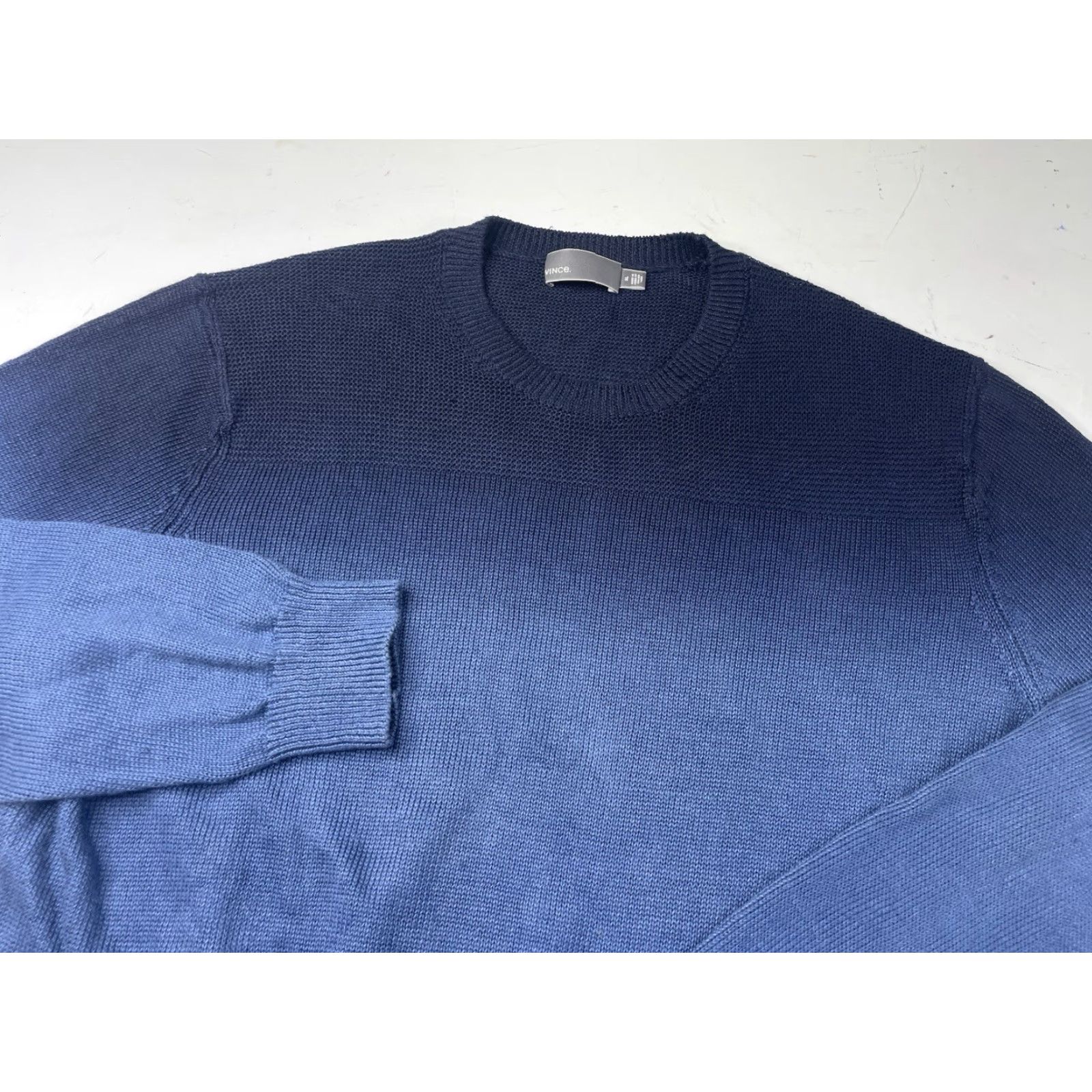 Vince Vince Men’s XL Pullover Knit Sweater Crewneck Blue Ombré Linen Knit Breathing Lightweight Classic Designer Preppy Casual Size US XL / EU 56 / 4 - 2 Thumbnail