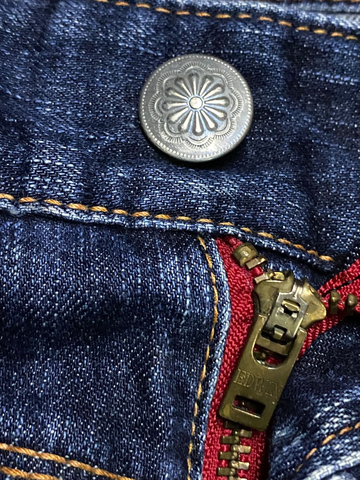 Japanese Brand Vintage Edwin Blue Trip Faded Wash Distressed Baggy Jeans Size US 34 / EU 50 - 12 Thumbnail