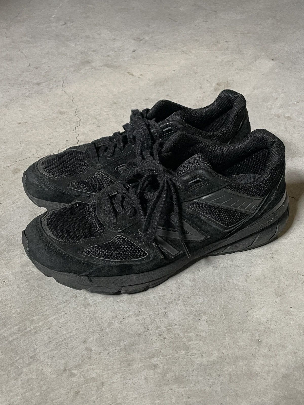 New balance 99v4 triple black clearance