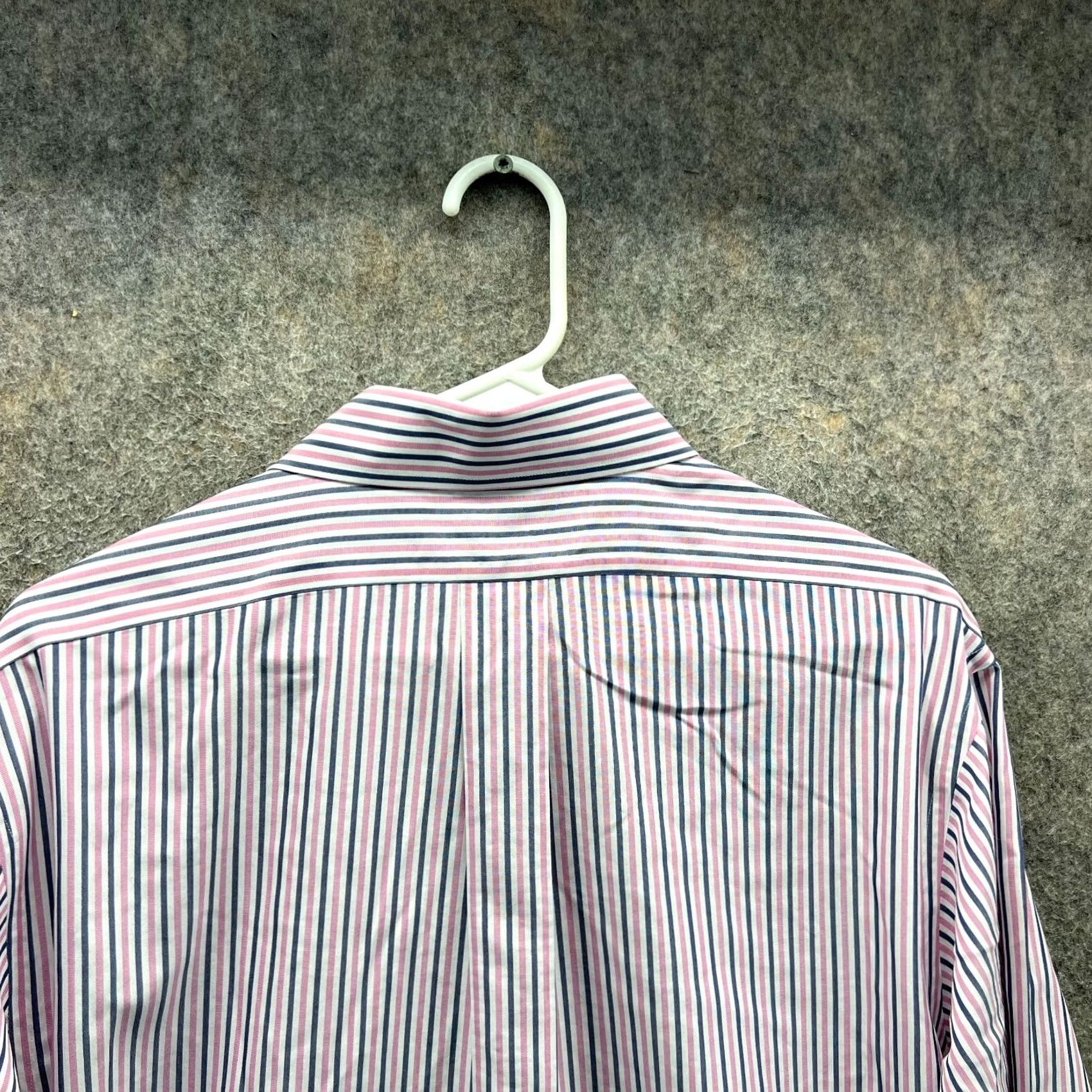 Brooks Brothers Brooks Brothers Shirt Mens 17 33 Pink Button Down Preppy Striped Regent Cotton Regular Long Sleeve Christmas? Size US XL / EU 56 / 4 - 6 Thumbnail