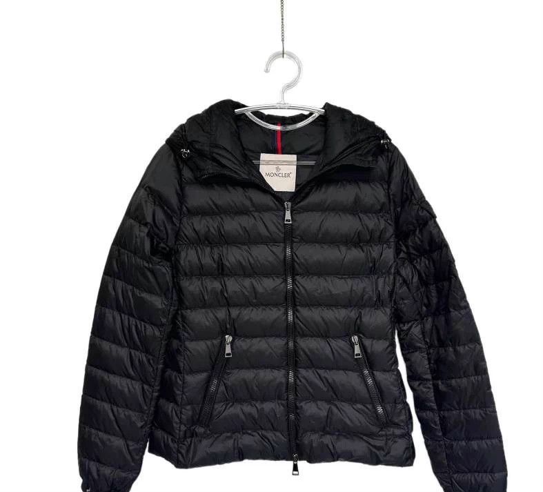 Moncler Moncler puffer jacket 2 Size M / US 6-8 / IT 42-44 - 1 Thumbnail