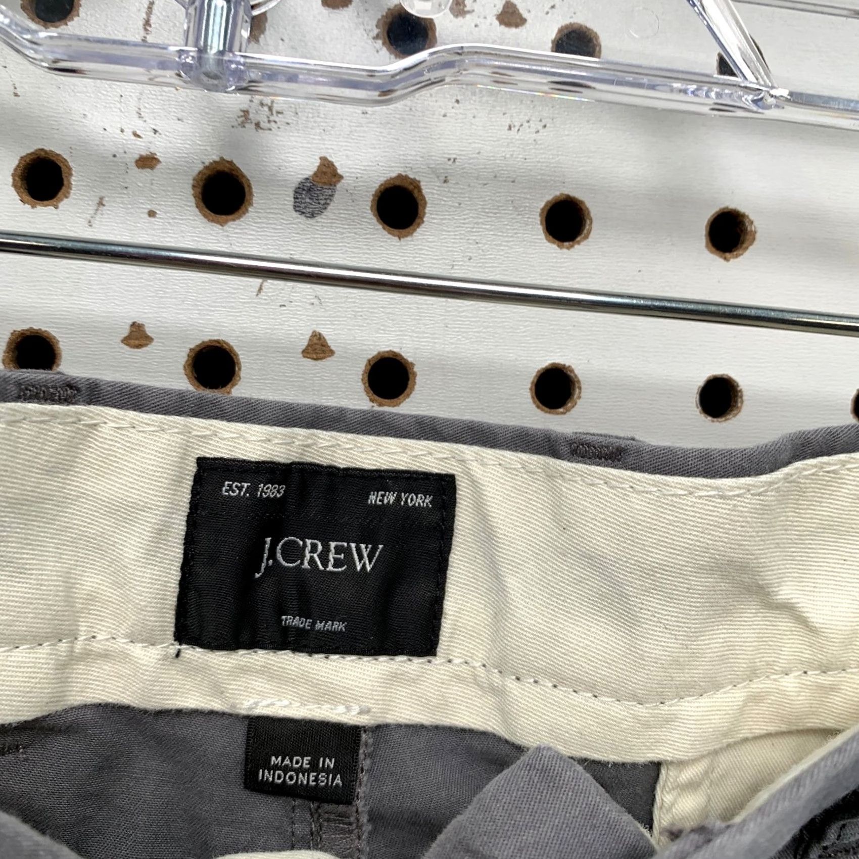 J.Crew J.CREW Chino Shorts Mens 34x9 Gray Preppy Casual Work School Shorts Size US 34 / EU 50 - 3 Thumbnail