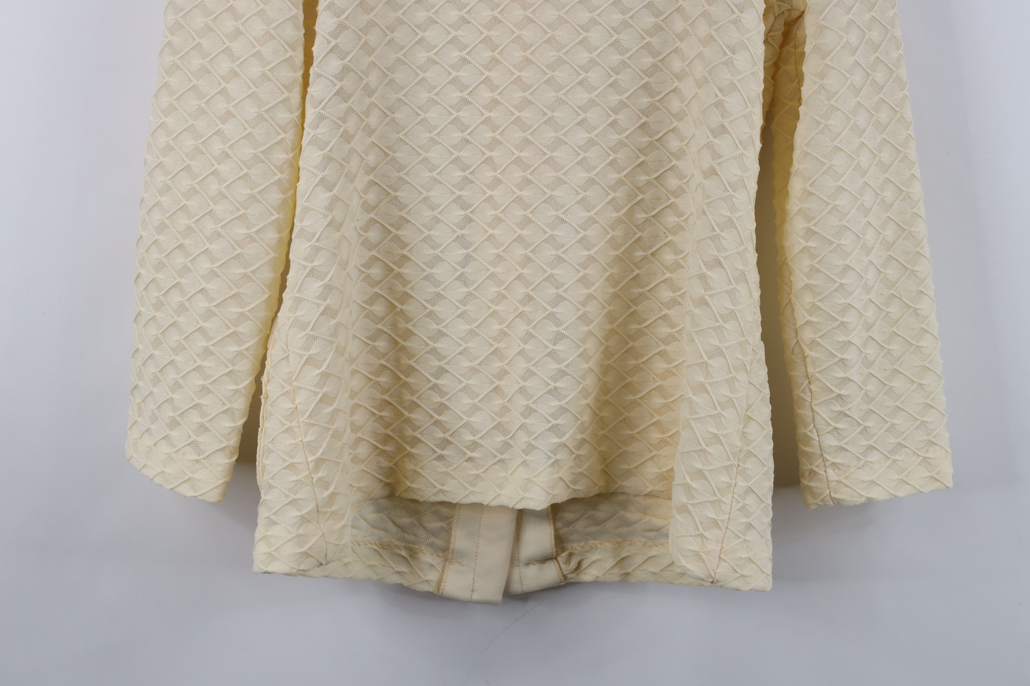 Vintage Vintage 60s 70s Mod Scallop Knit Cardigan Sweater Cream Size M / US 6-8 / IT 42-44 - 13 Thumbnail