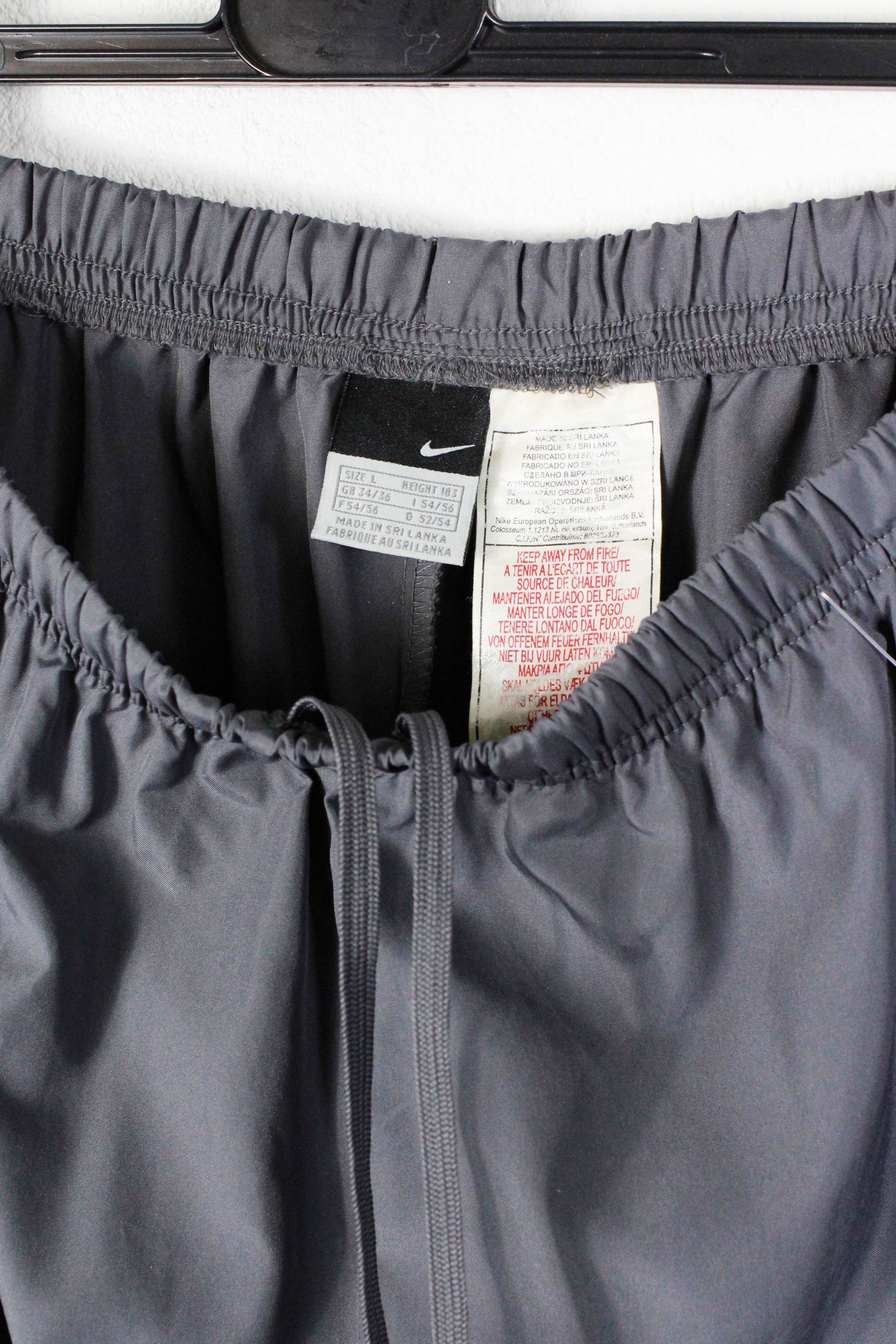 Nike × Vintage Vintage 90s Nike Swoosh Logo Nylon Sport Pants Trousers Size US 34 / EU 50 - 8 Thumbnail
