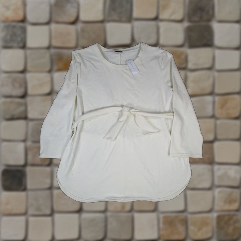 Ann Taylor VINTAGE Ann Taylor Sweater Womens L Solid Ivory Wrap Cotton Long Sleeve Round Neck Works with Limited Defects (Stains Shown) Mens/Womens Size L / US 10 / IT 46 - 1 Thumbnail