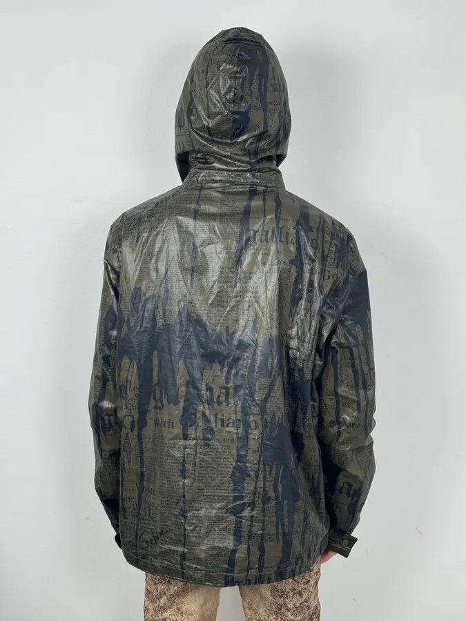 John Galliano AW2010 John Galliano Khaki Military Camouflage Newspaper Light Jacket Size US L / EU 52-54 / 3 - 3 Thumbnail