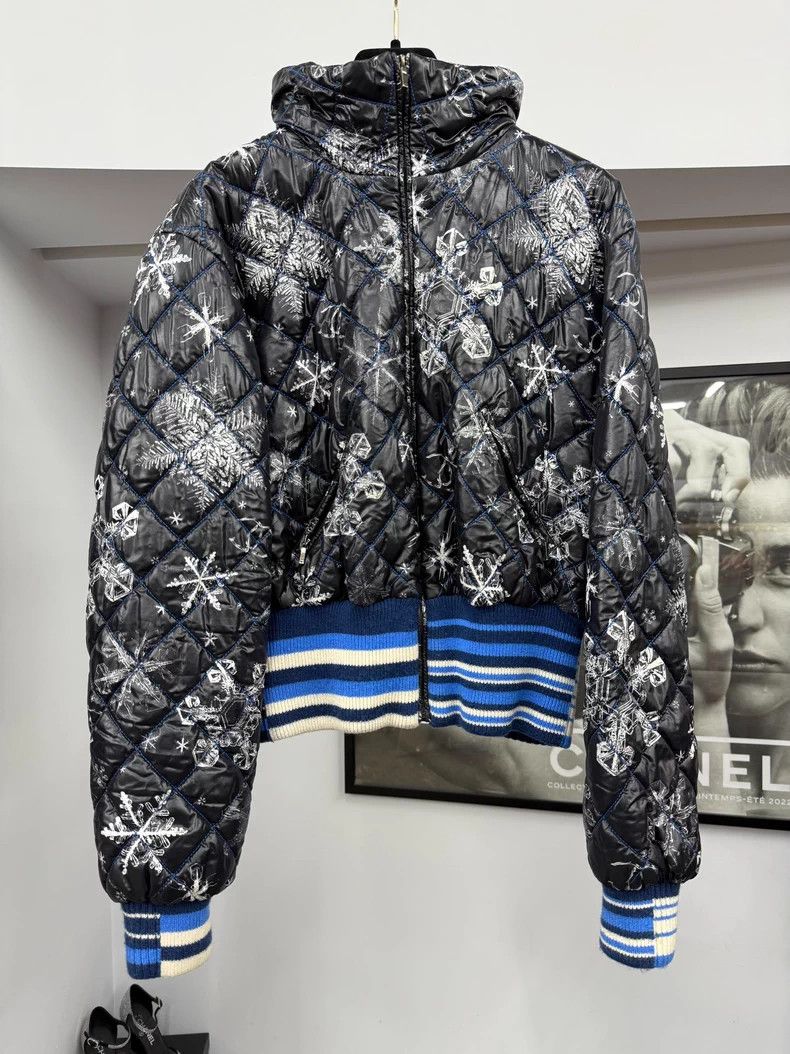 Chanel Chanel Printed cotton jacket Size XS / US 0-2 / IT 36-38 - 1 Thumbnail