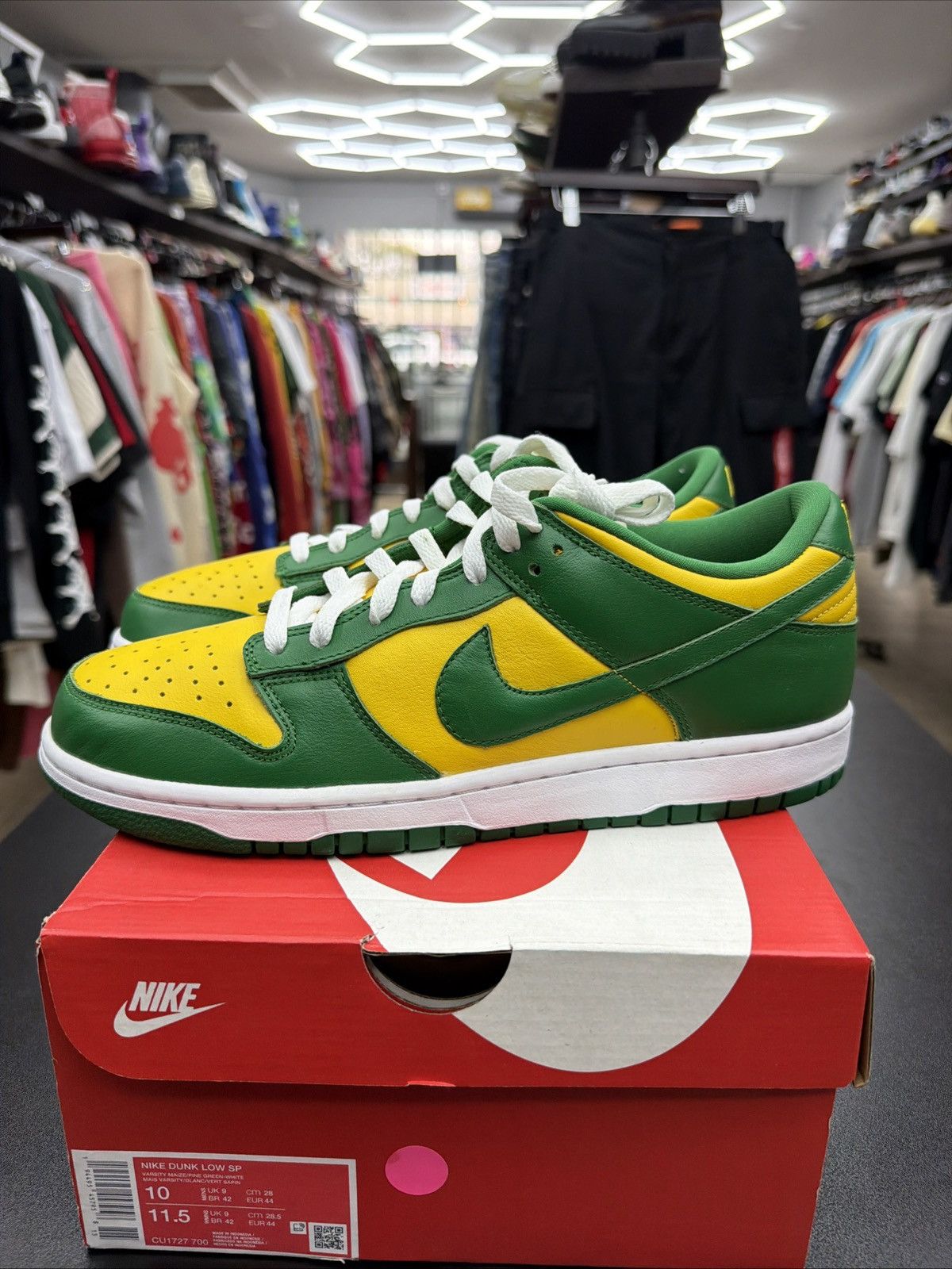 Nike Nike Dunk SP Low Brazil CU1727-700 Size 10 - Brand New Quick Size US 10 / EU 43 - 8 Thumbnail