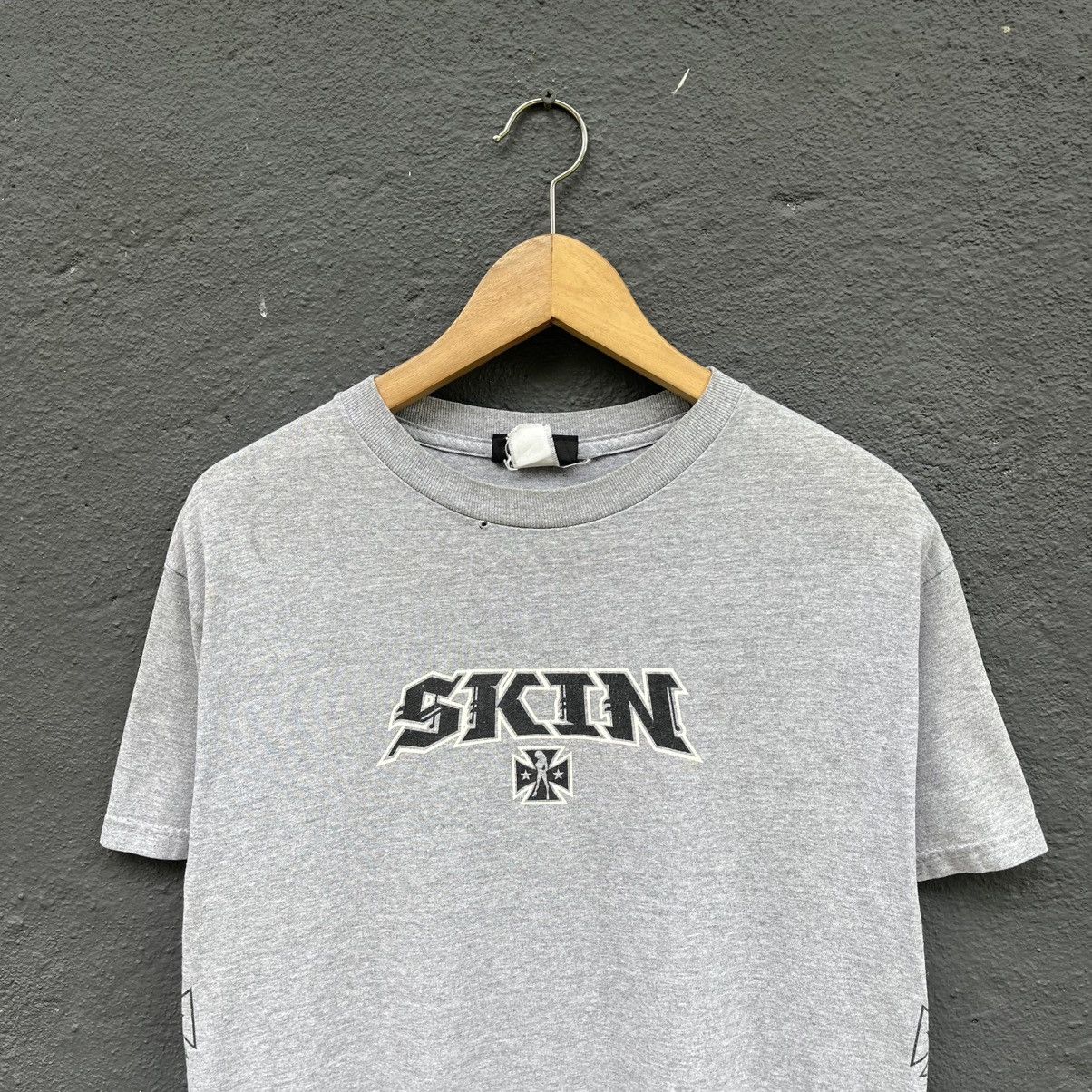 Hook-Ups Thrashed Vintage Skin Industries Skateboard Brand Tee Size US M / EU 48-50 / 2 - 6 Thumbnail