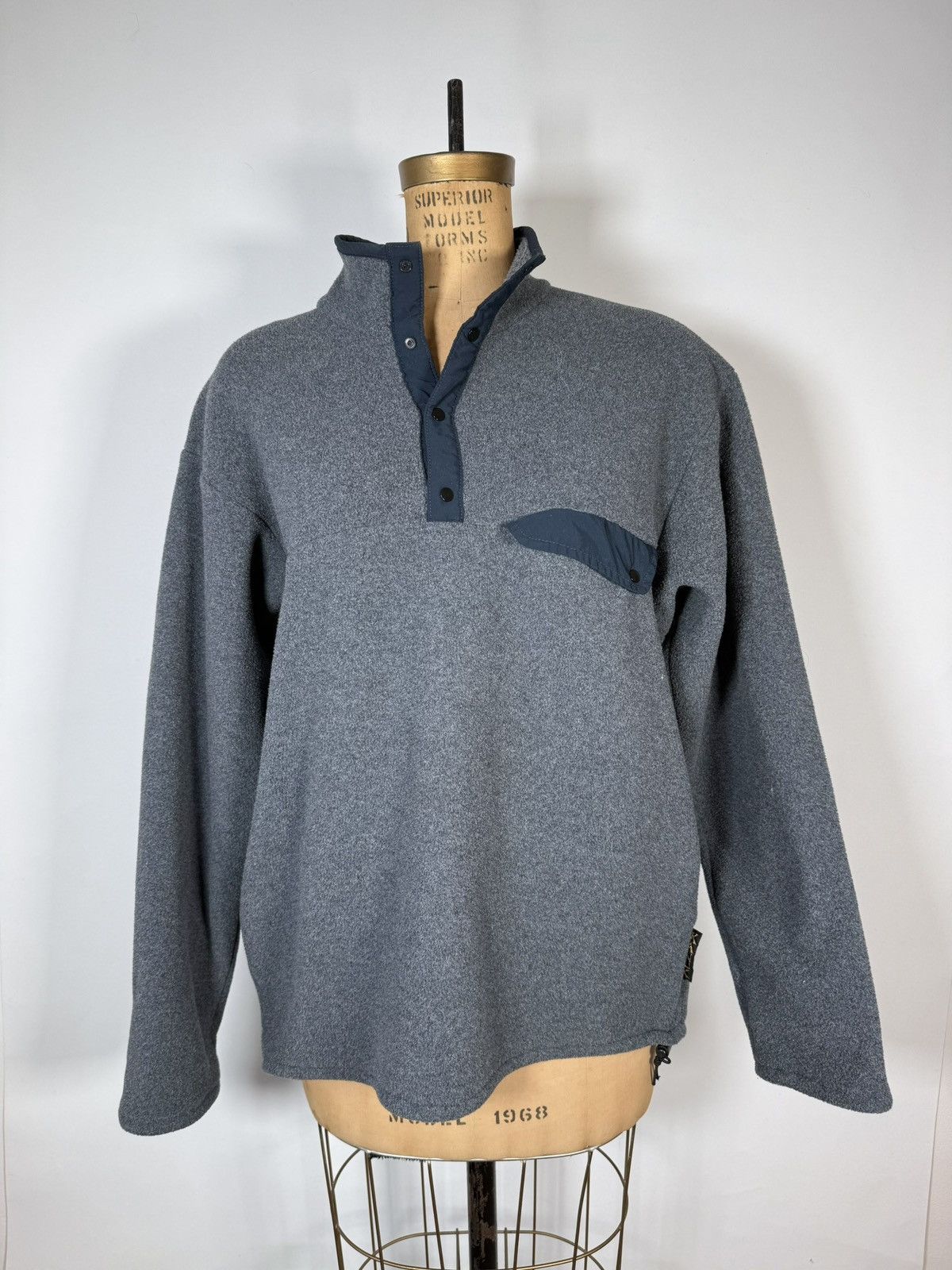 Kanuk Vintage Made in Canada Kanuk Fleece Sweatshirt Size US L / EU 52-54 / 3 - 1 Thumbnail