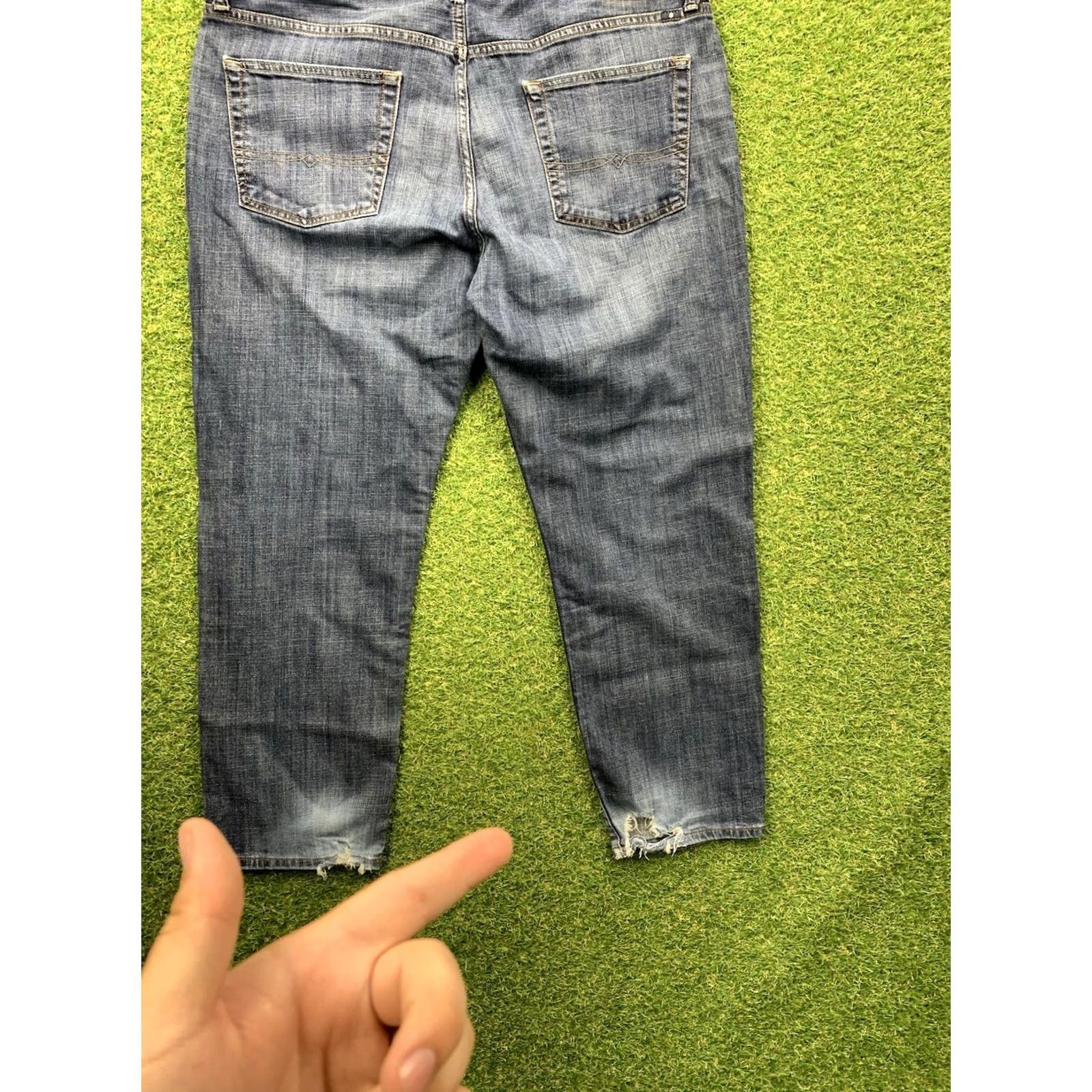Lucky Brand Lucky Brand Jeans Mens 40x30 221 Original Straight Dark Wash Denim 5-Pocket Regular Fit Blue 1990s USA Mens Size US 40 / EU 56 - 3 Thumbnail