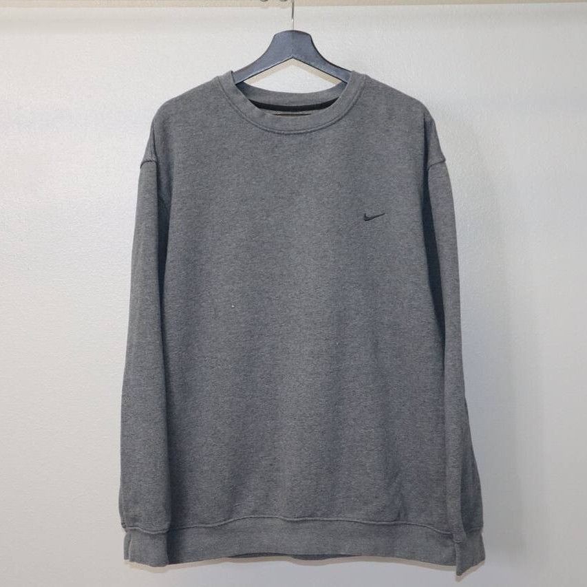 Nike Vintage Y2K Nike Swoosh Logo Grey Crewneck Sweatshirt 2XL Size US XXL / EU 58 / 5 - 1 Thumbnail