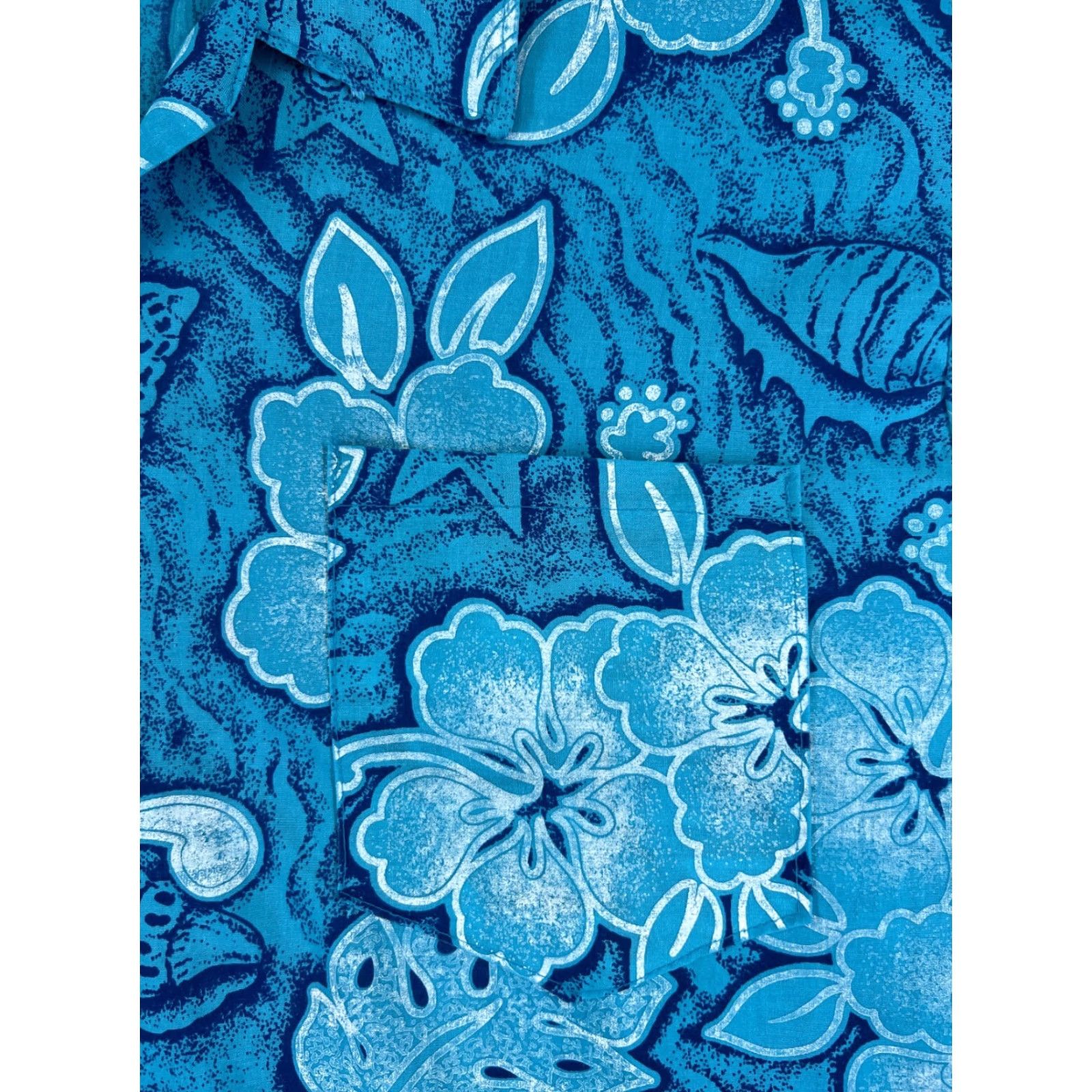 Vintage Hawaiian Shirt Men XL Blue Floral Short Sleeve Button-Up Cotton Hawaiian Mens Size US XL / EU 56 / 4 - 6 Thumbnail