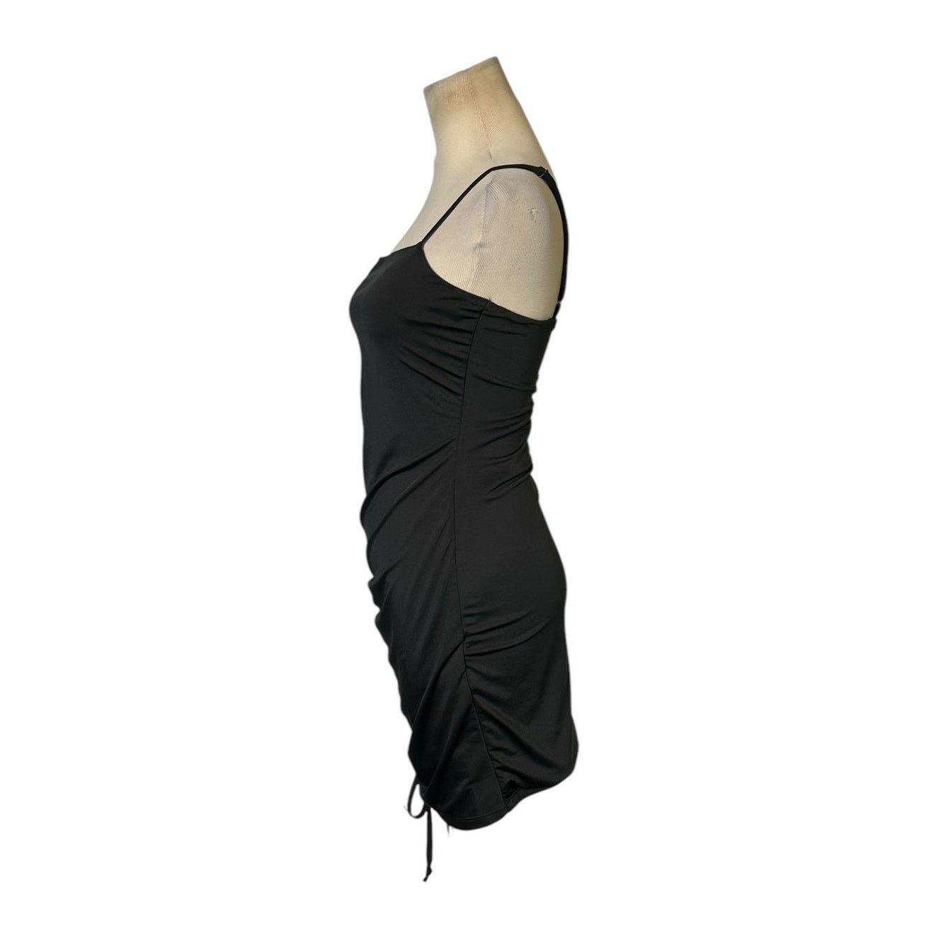 Forever 21 Forever 21 black ruched bodycon mini dress size Small Size S / US 4 / IT 40 - 7 Thumbnail