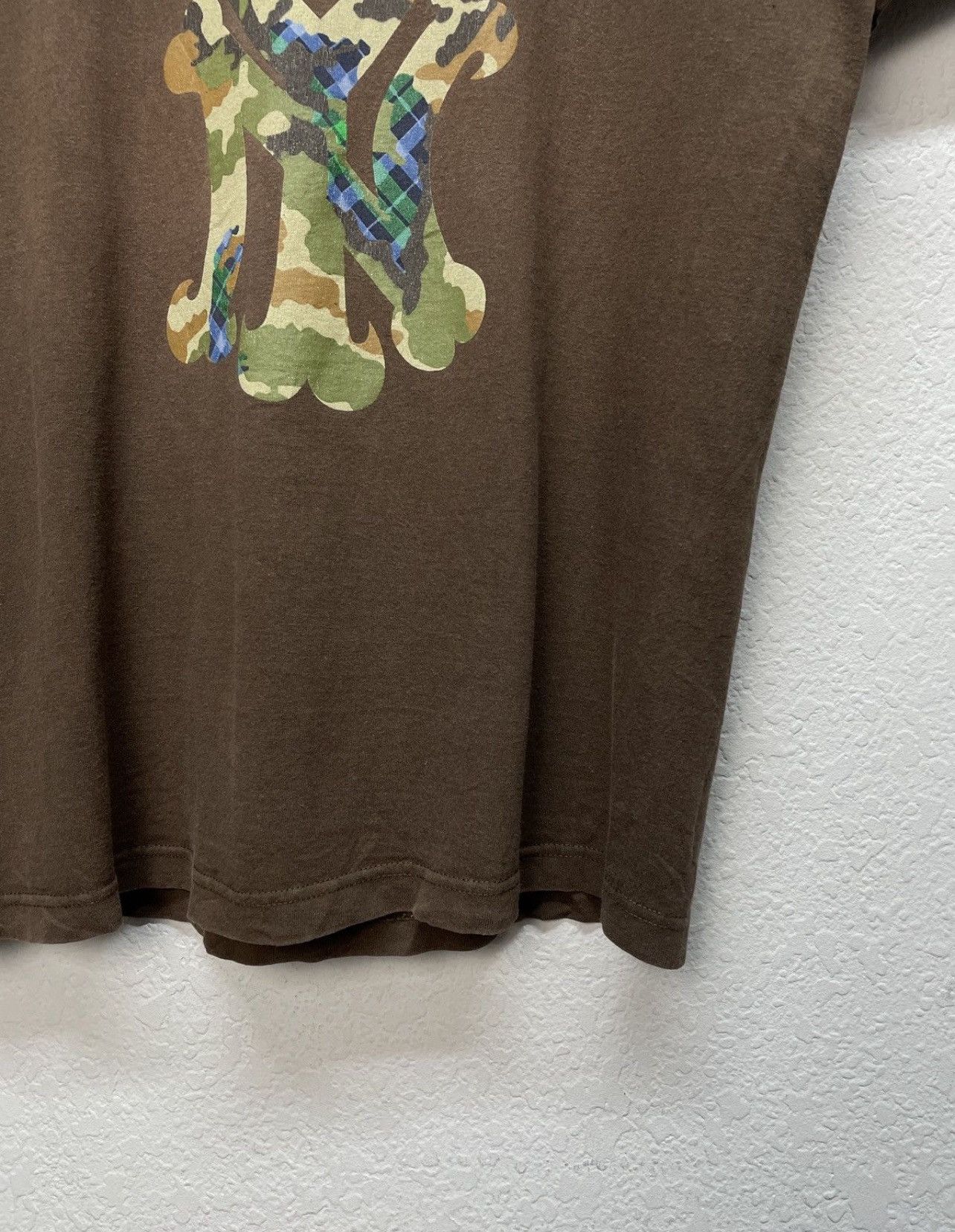 Stussy Vintage Y2K Stussy x New York Yankees Brown Tee T-shirt Size US M / EU 48-50 / 2 - 8 Thumbnail