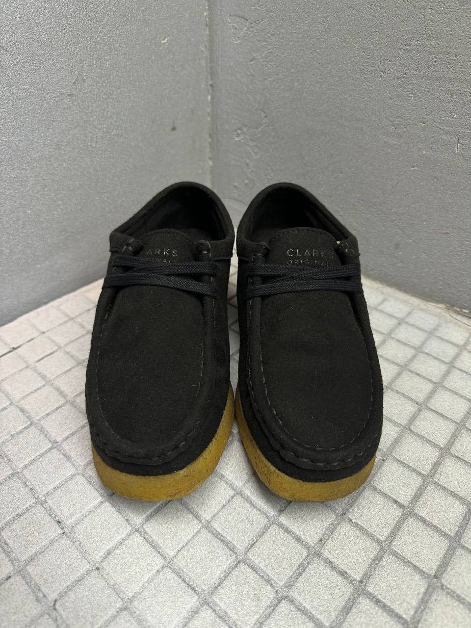 Clarks Clarks Originals Wallabee Vegan Suede Size US 7 / EU 40 - 2 Thumbnail