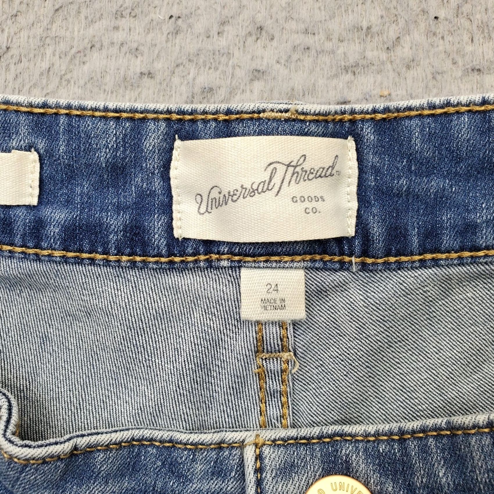 Vintage Universal Thread Jeans Womens Size 24 Blue Denim Stretch High Rise Skinny Size 42" / US 20 - 7 Thumbnail
