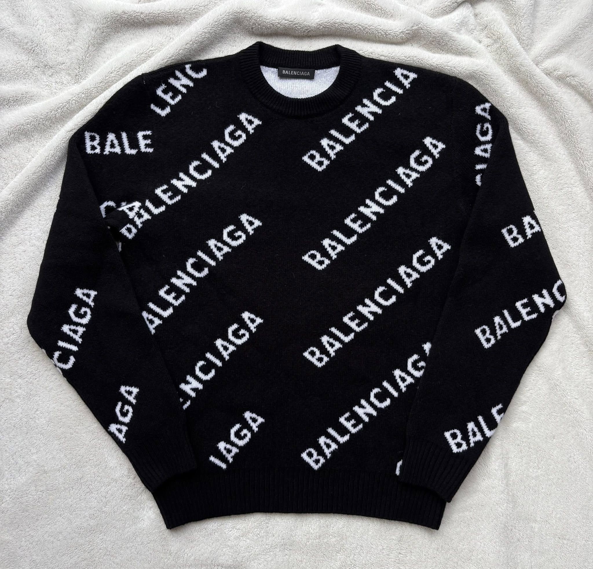 Balenciaga Balenciaga Black & White Wool All Over Sweater Size US XL / EU 56 / 4 - 1 Thumbnail