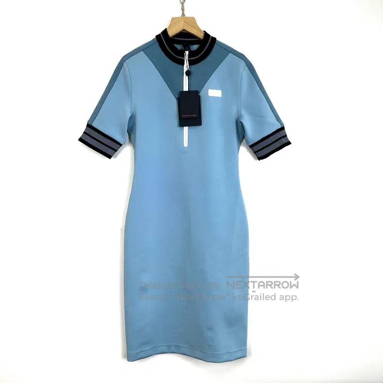 Louis Vuitton Louis Vuitton Blue chest label logo half zip slim dress Size XS / US 0-2 / IT 36-38 - 1 Thumbnail