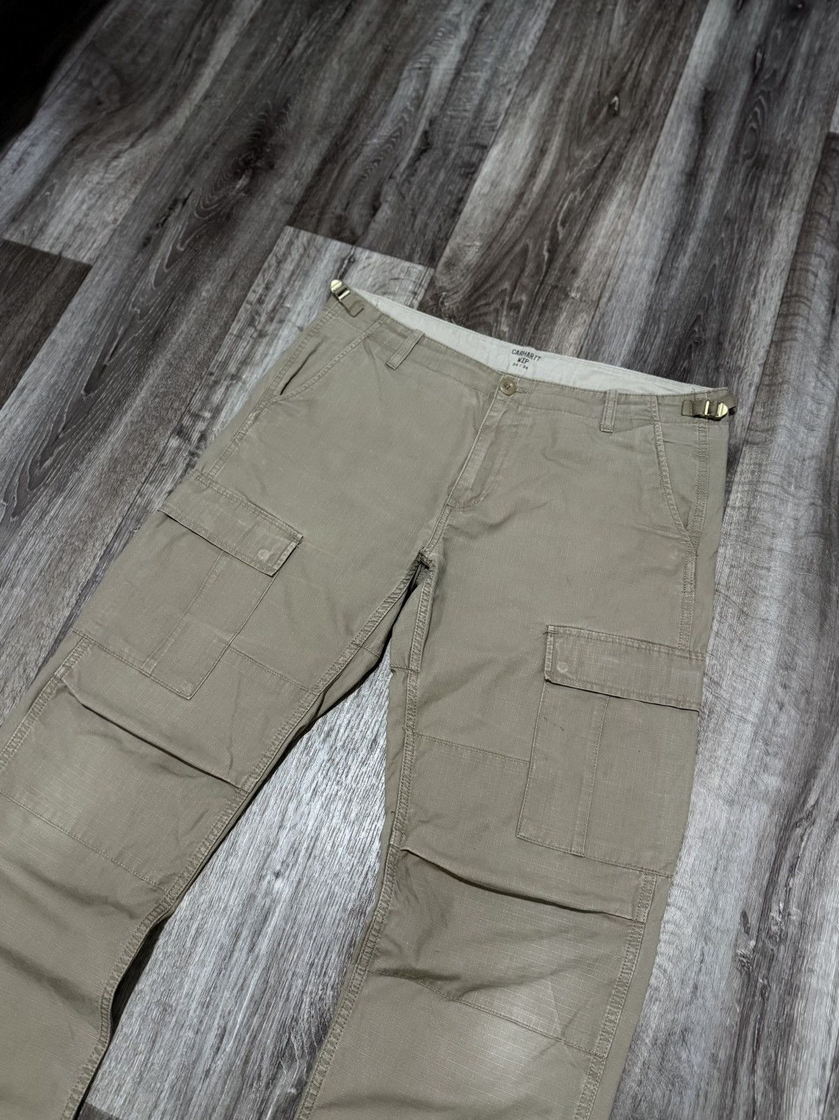Carhartt CARHARTT MILITARY CARGO PANTS MEN’S ARMY CLASSIC DISTRESSED Size US 34 / EU 50 - 3 Thumbnail