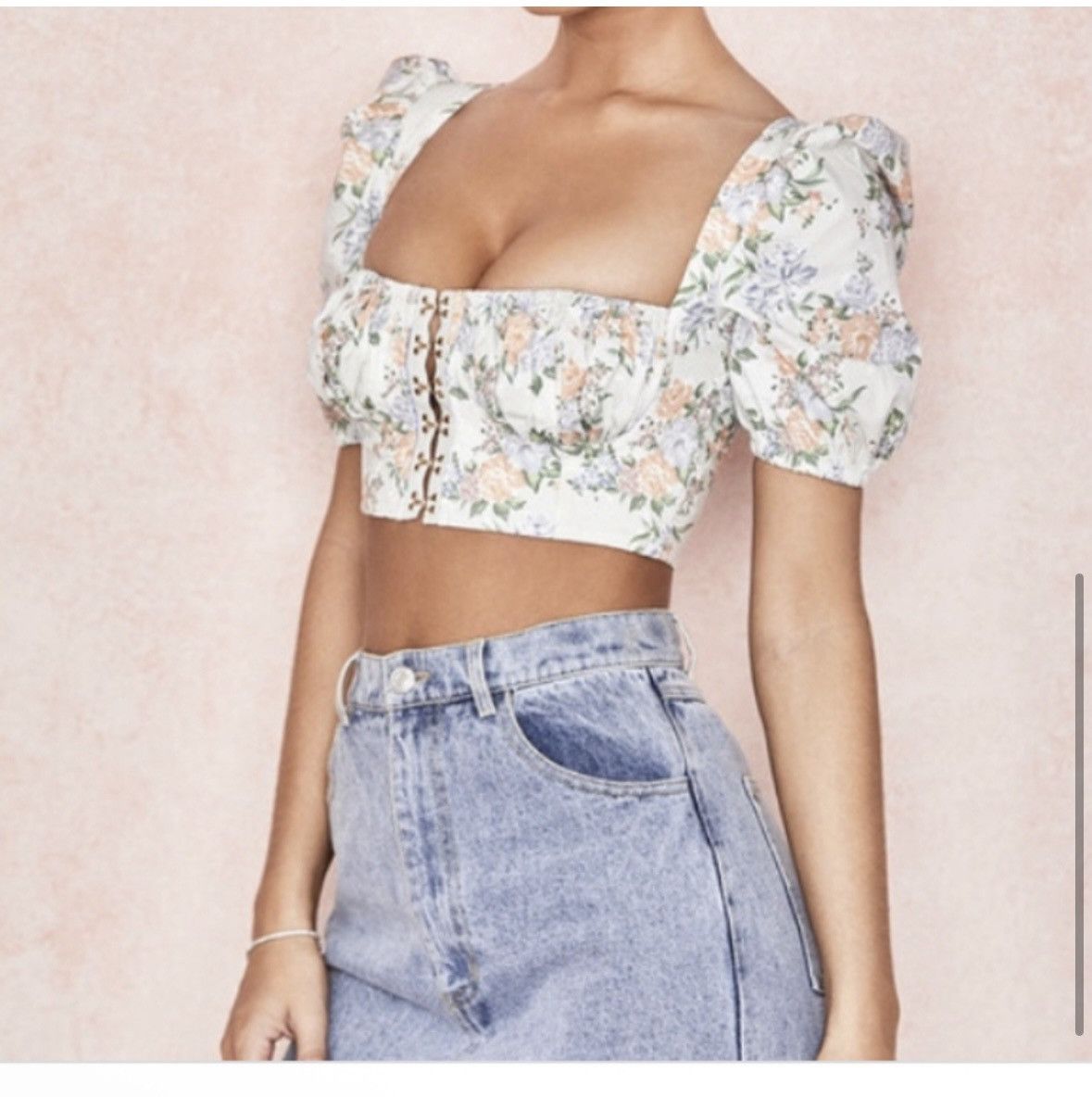 House of CB Alivia Floral Puff Sleeve Crop Top Size M / US 6-8 / IT 42-44 - 3 Thumbnail