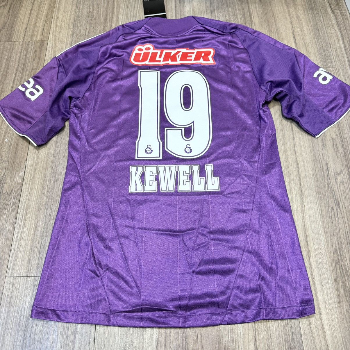 Adidas Galatasaray 09/10 away shirt #19 Kewell (bnwt) Size US M / EU 48-50 / 2 - 2 Thumbnail