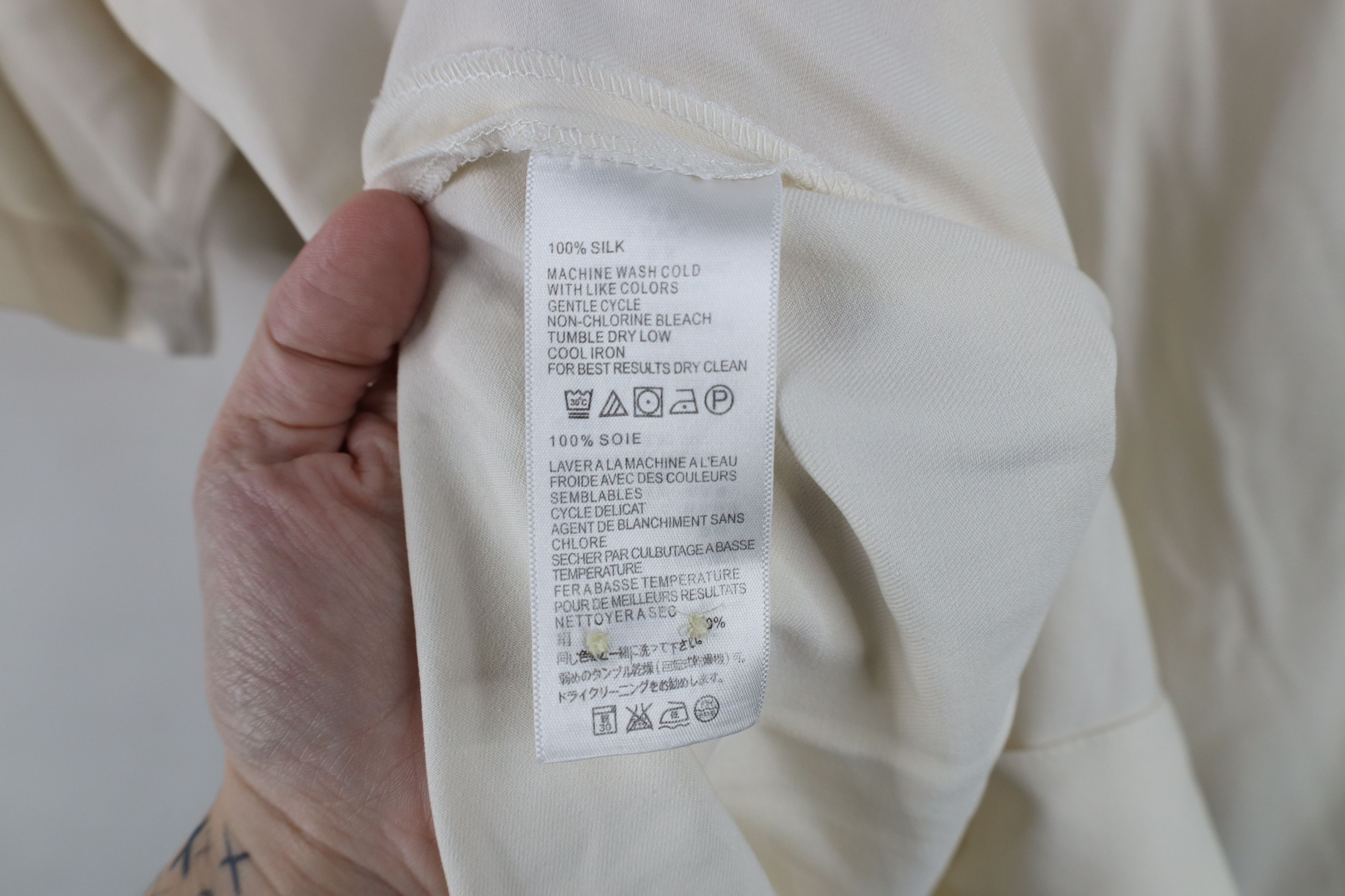 Tommy Bahama Vintage Tommy Bahama Fit Looped Collar Silk Button Shirt Size US L / EU 52-54 / 3 - 11 Thumbnail