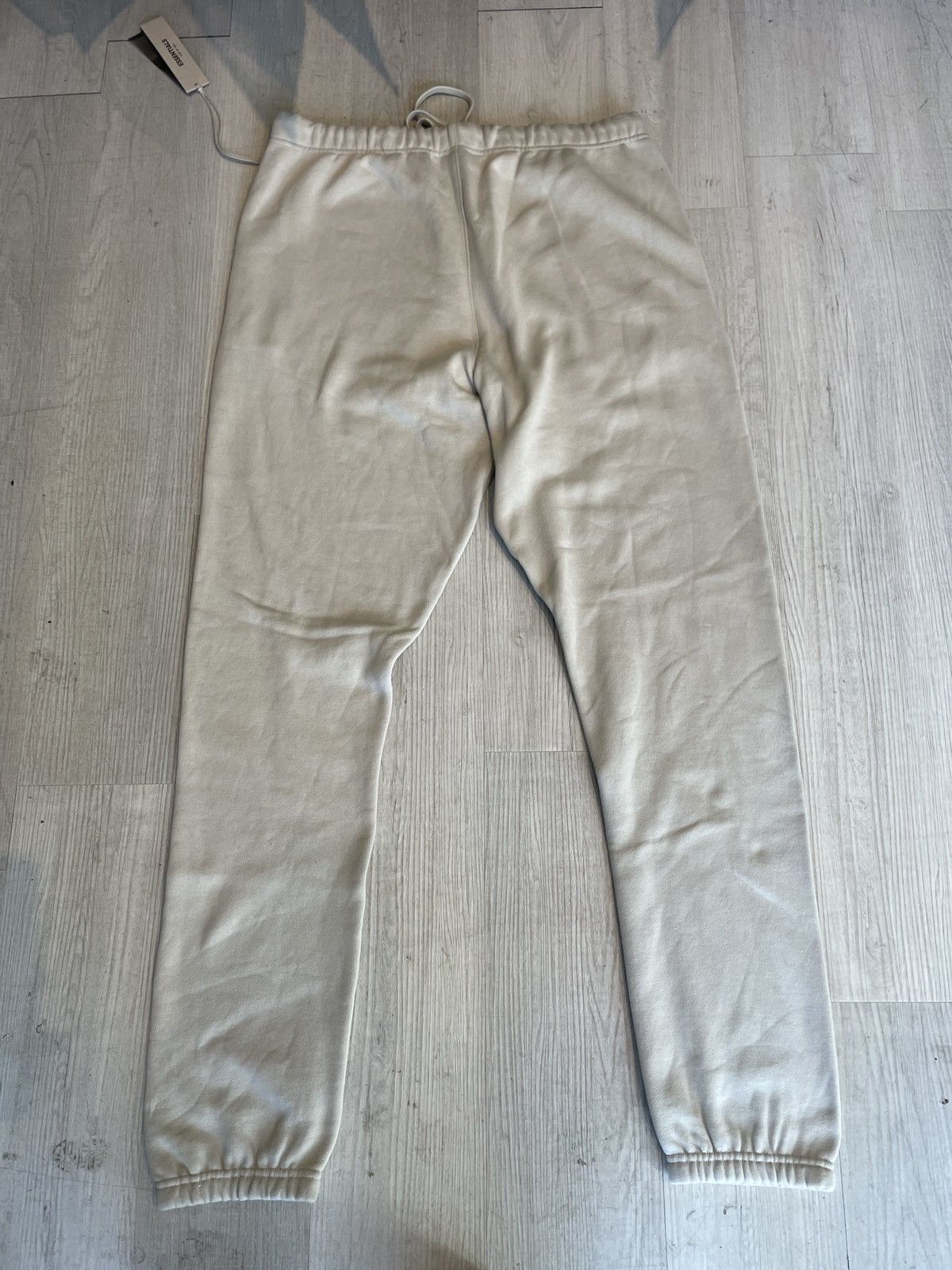Essentials × Fear of God Fear of God Essentials Wheat Pants L Size US 34 / EU 50 - 2 Thumbnail