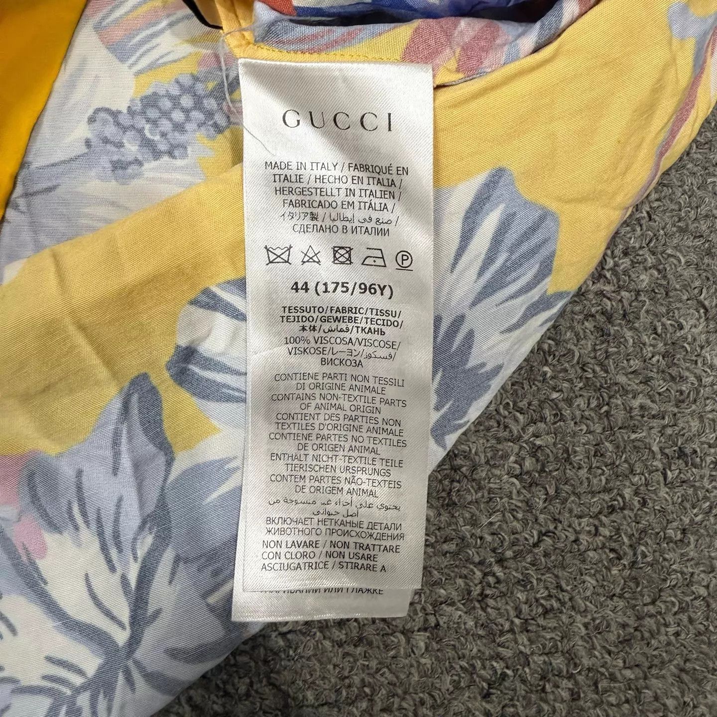 Gucci Gucci Floral Print Short Sleeve Shirt 44 99 New Size US S / EU 44-46 / 1 - 4 Thumbnail