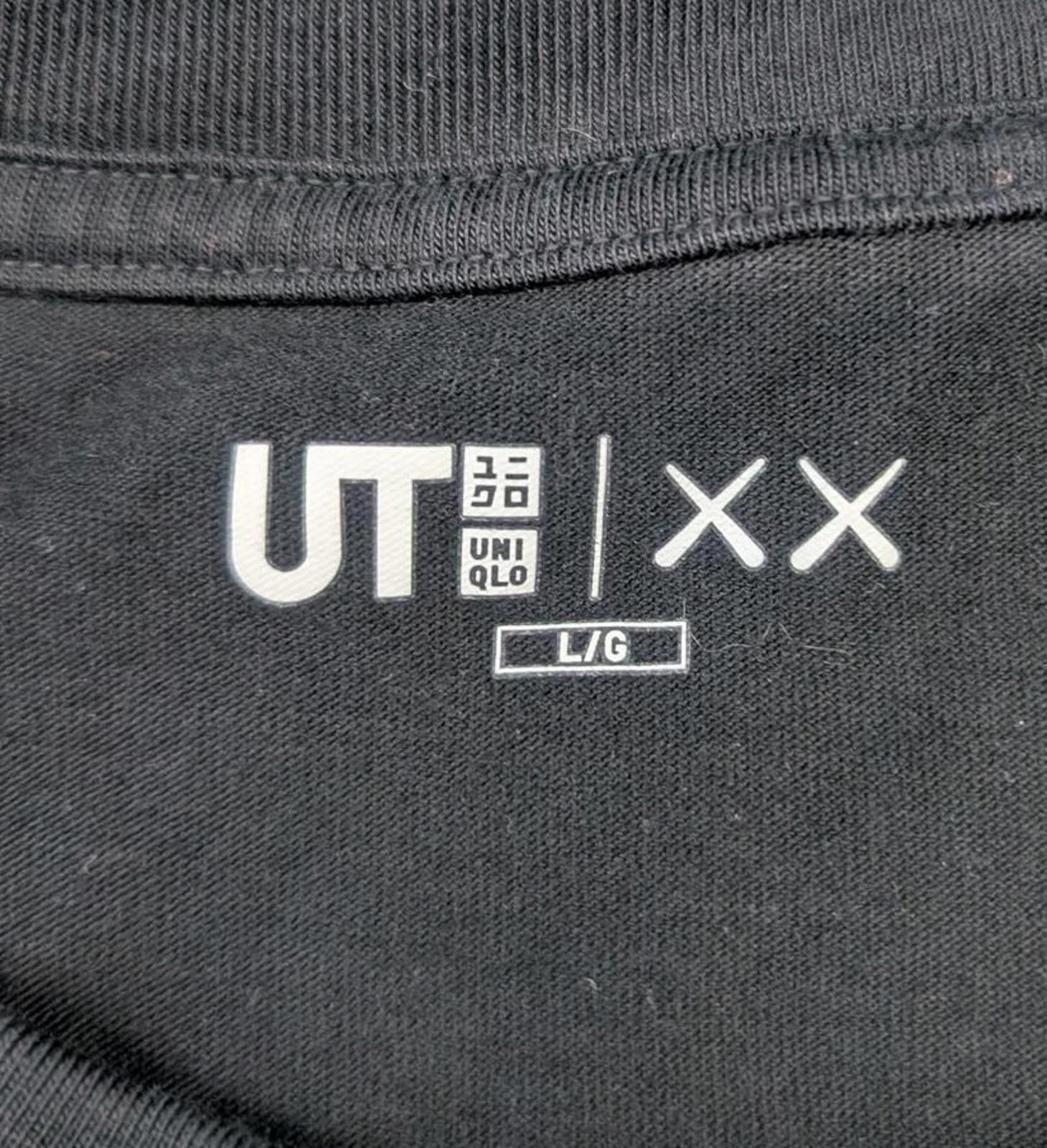 Kaws Kaws x Uniqlo Black t-shirt Size US L / EU 52-54 / 3 - 3 Thumbnail