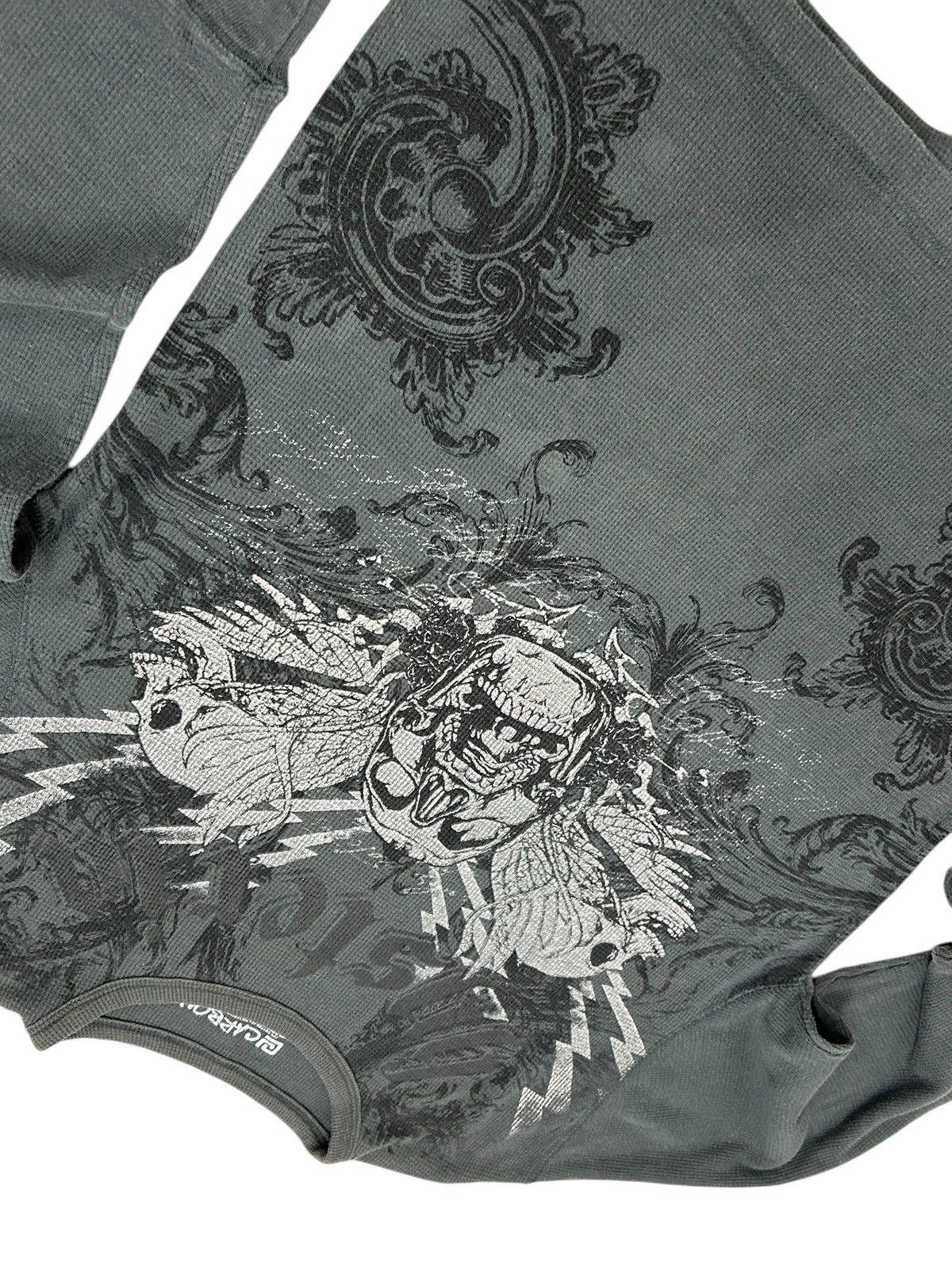 Designer × Japanese Brand Carbon Japan Art of Trio Skulls Scream Out For Sinners Size US L / EU 52-54 / 3 - 4 Thumbnail