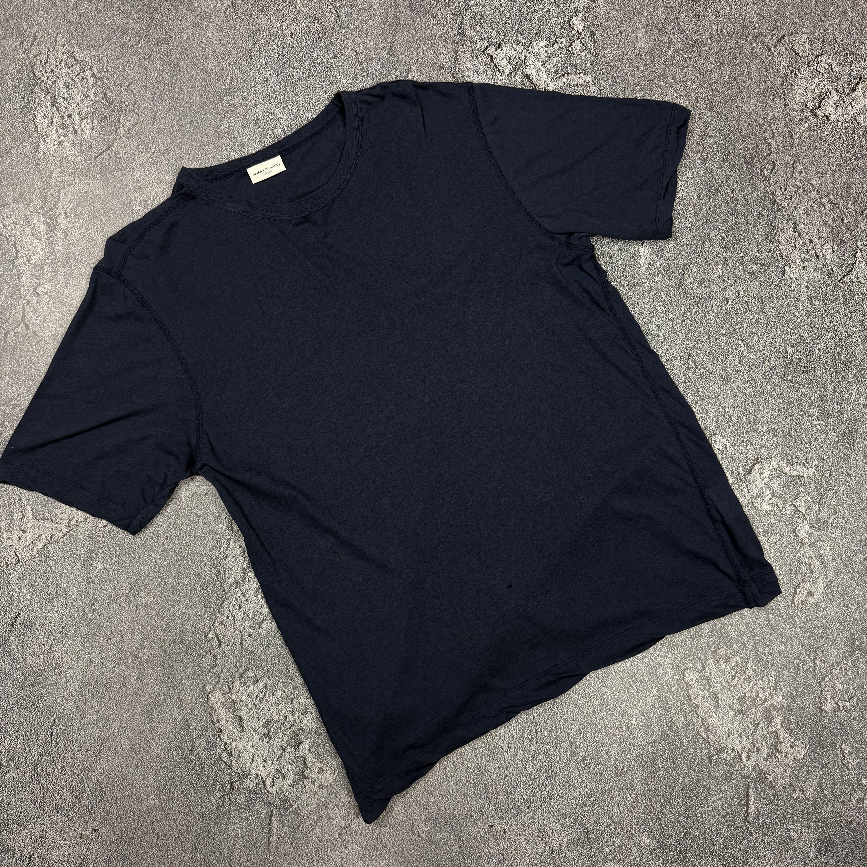 Dries Van Noten Dries van notenLightweight navy tee shirt size L Size US L / EU 52-54 / 3 - 2 Thumbnail